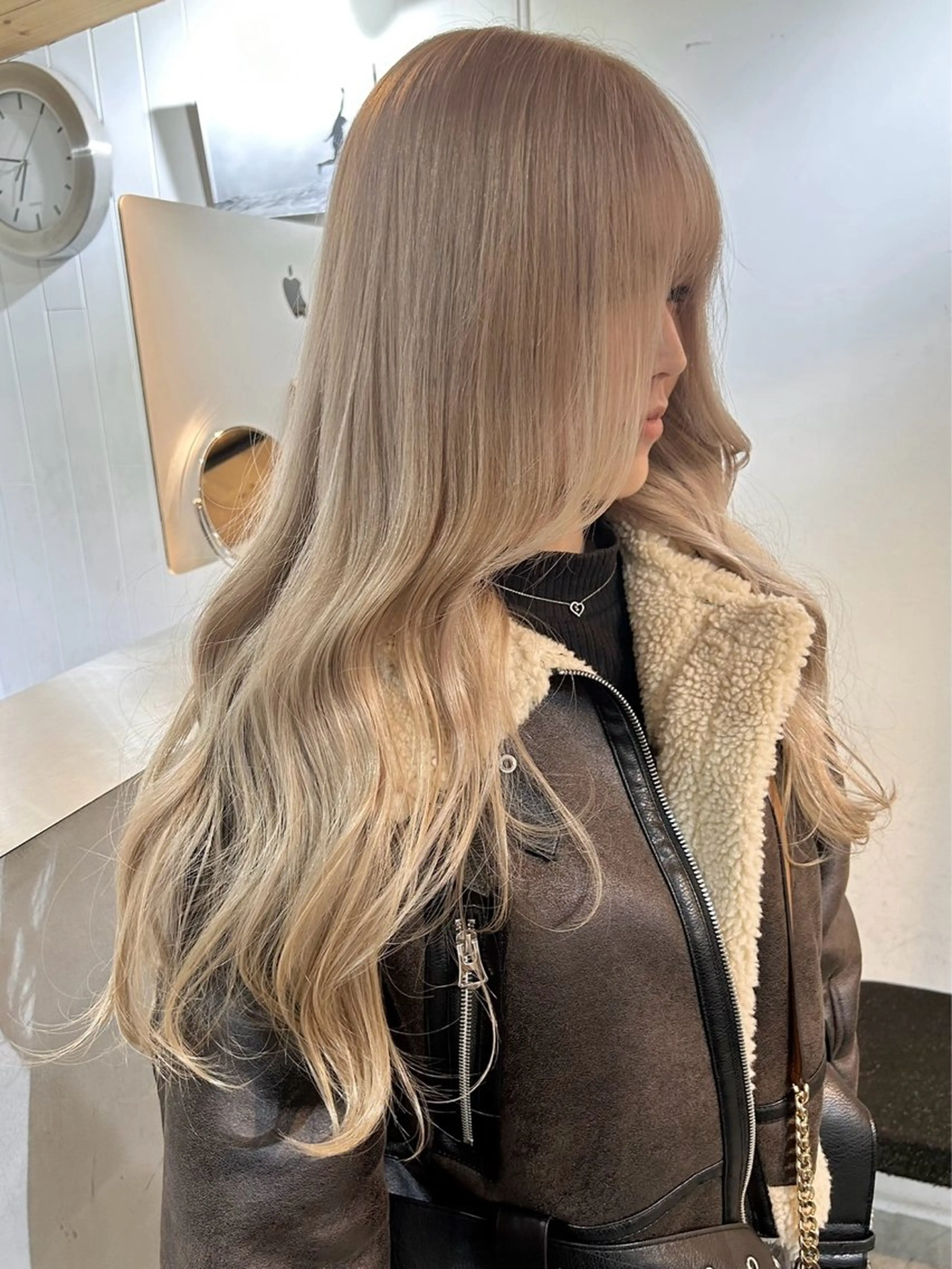 ロング カラー ヘアアレンジ ヘアカラー トリートメント 韓国/ハイトーン/ ボブ🎀MIKU🎀のヘアスタイル