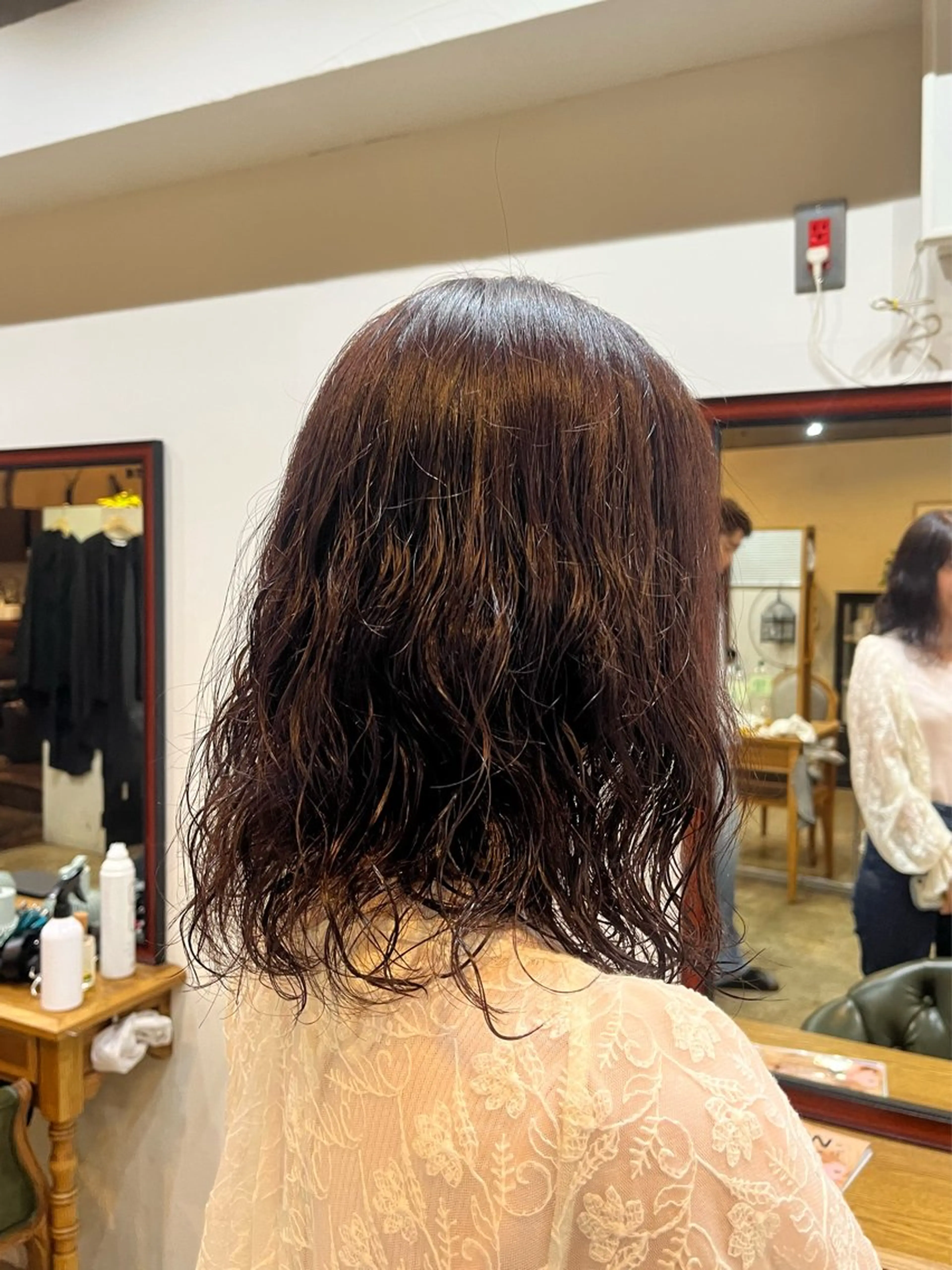 ミディアム カラー パーマ パーマ 松原 樹里のヘアスタイル