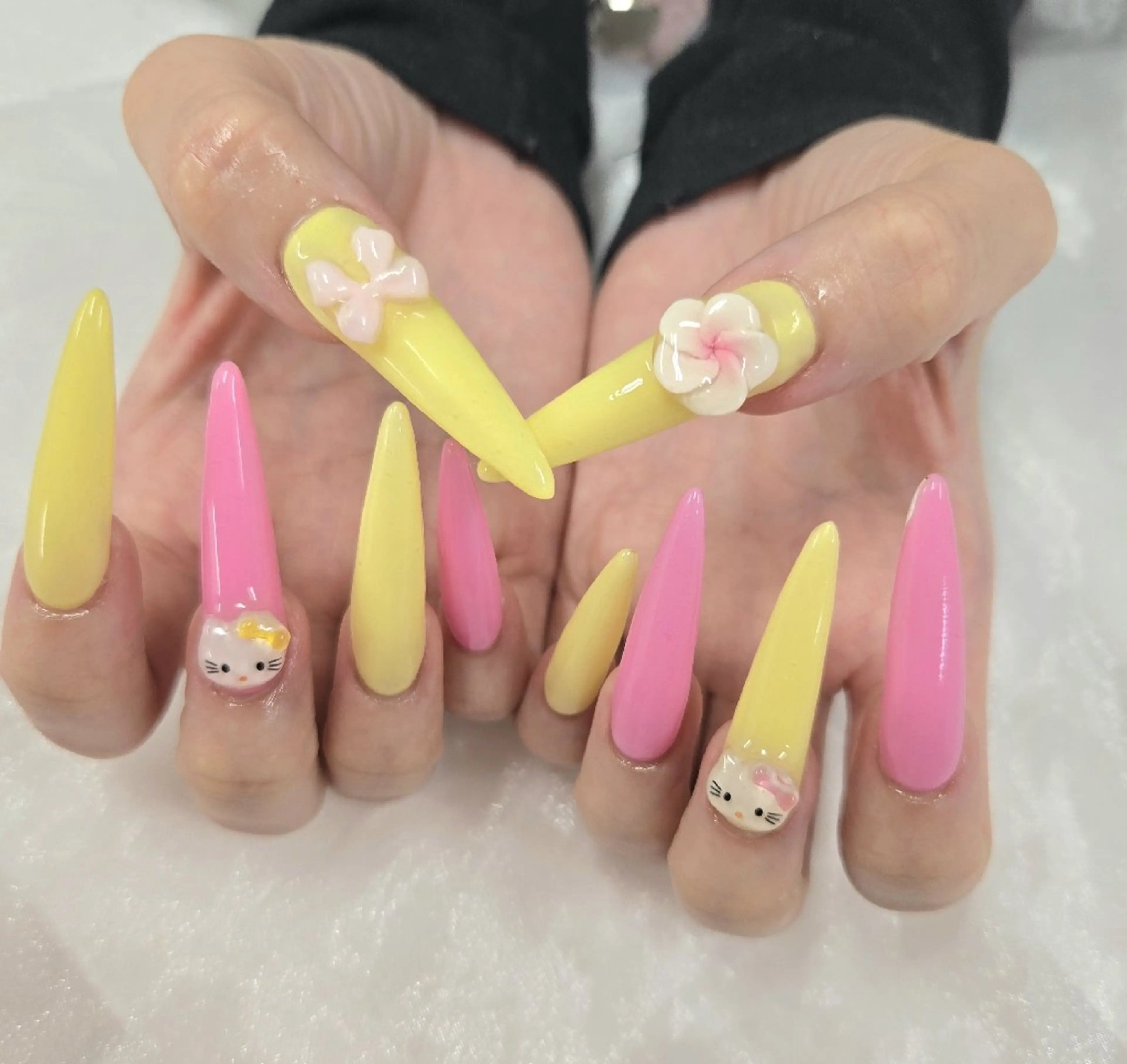 ネイル アートネイル オーロラネイル チークネイル ジェルネイル グラデーション ハンドネイル 河野ちえ (雑誌掲載サロン)のネイルデザイン