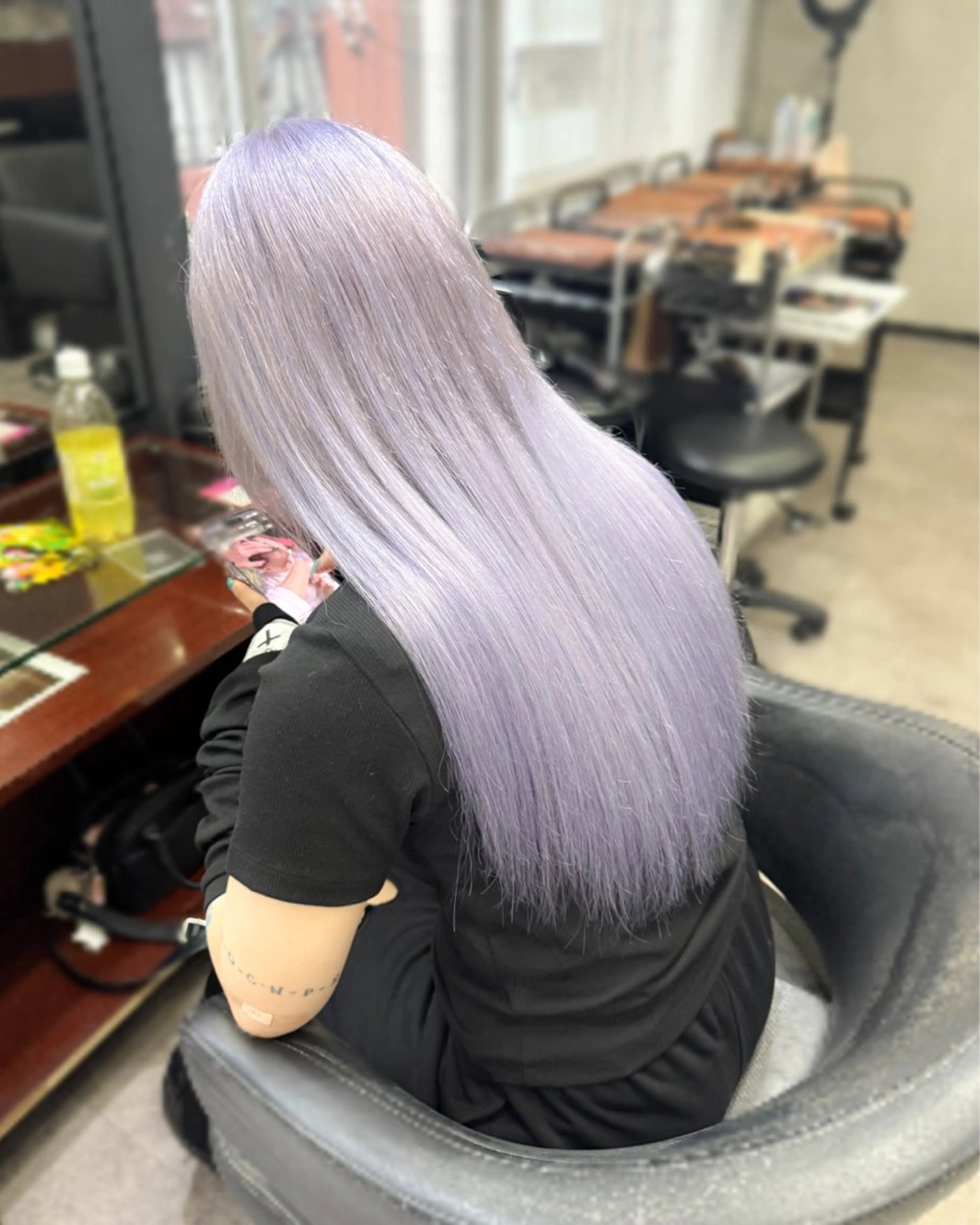 ロング カラー カット ヘアカラー トリートメント エクステ ハイトーンエクステ 🎩カズキ🎩のヘアスタイル