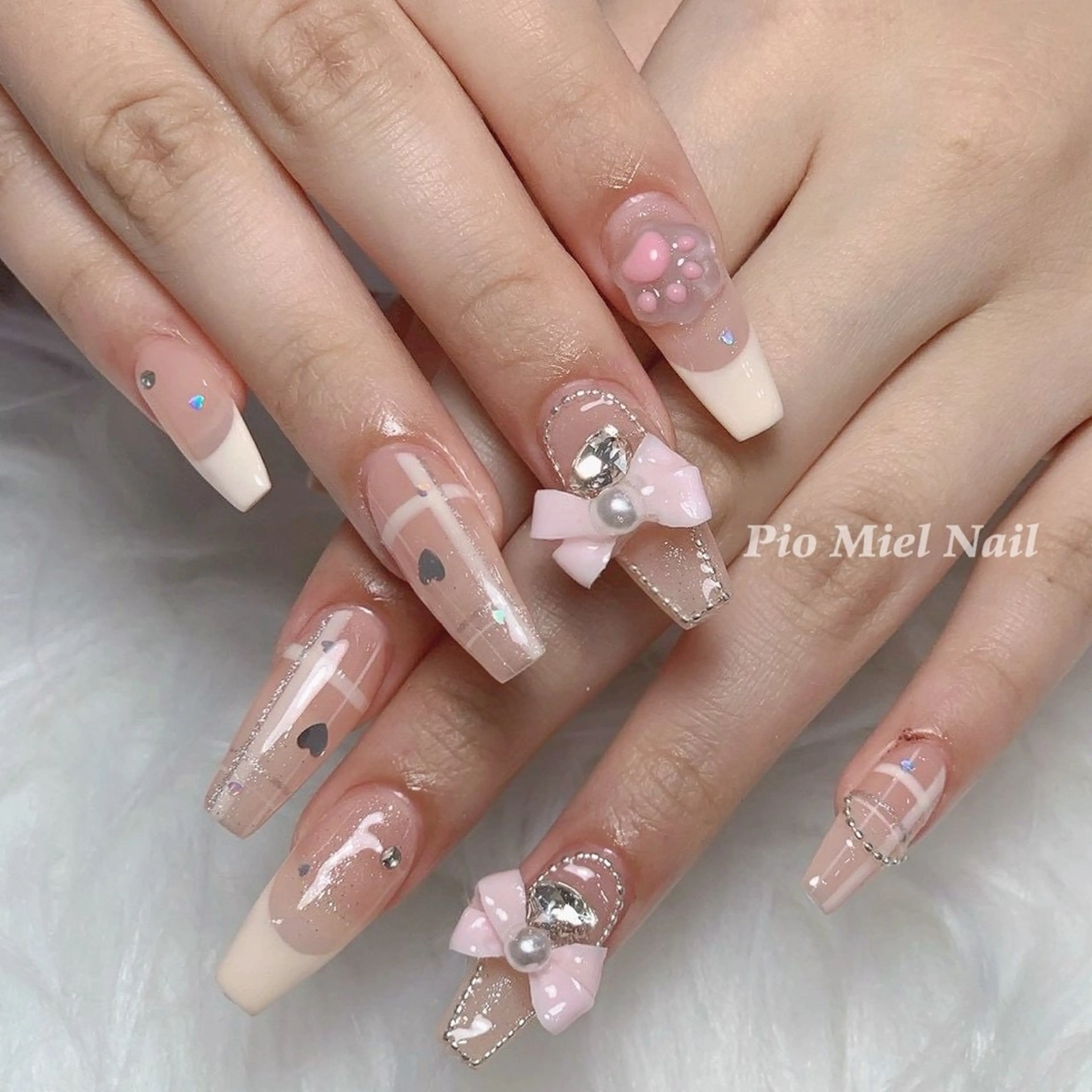 ネイル ハンドネイル HANA 長さだしのネイルデザイン