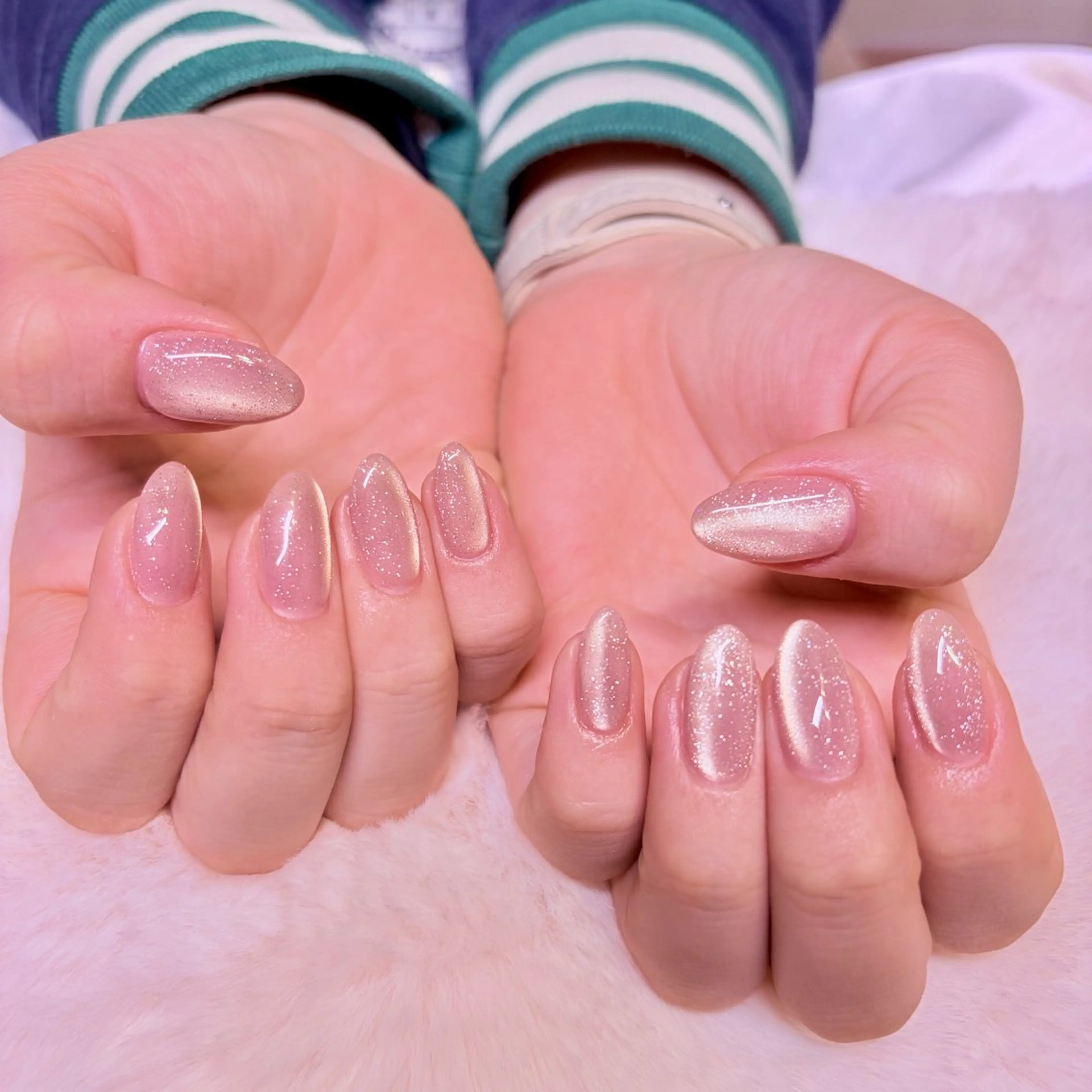 ネイル マグネットネイル ハンドネイル nail salon e'mu💐のネイルデザイン