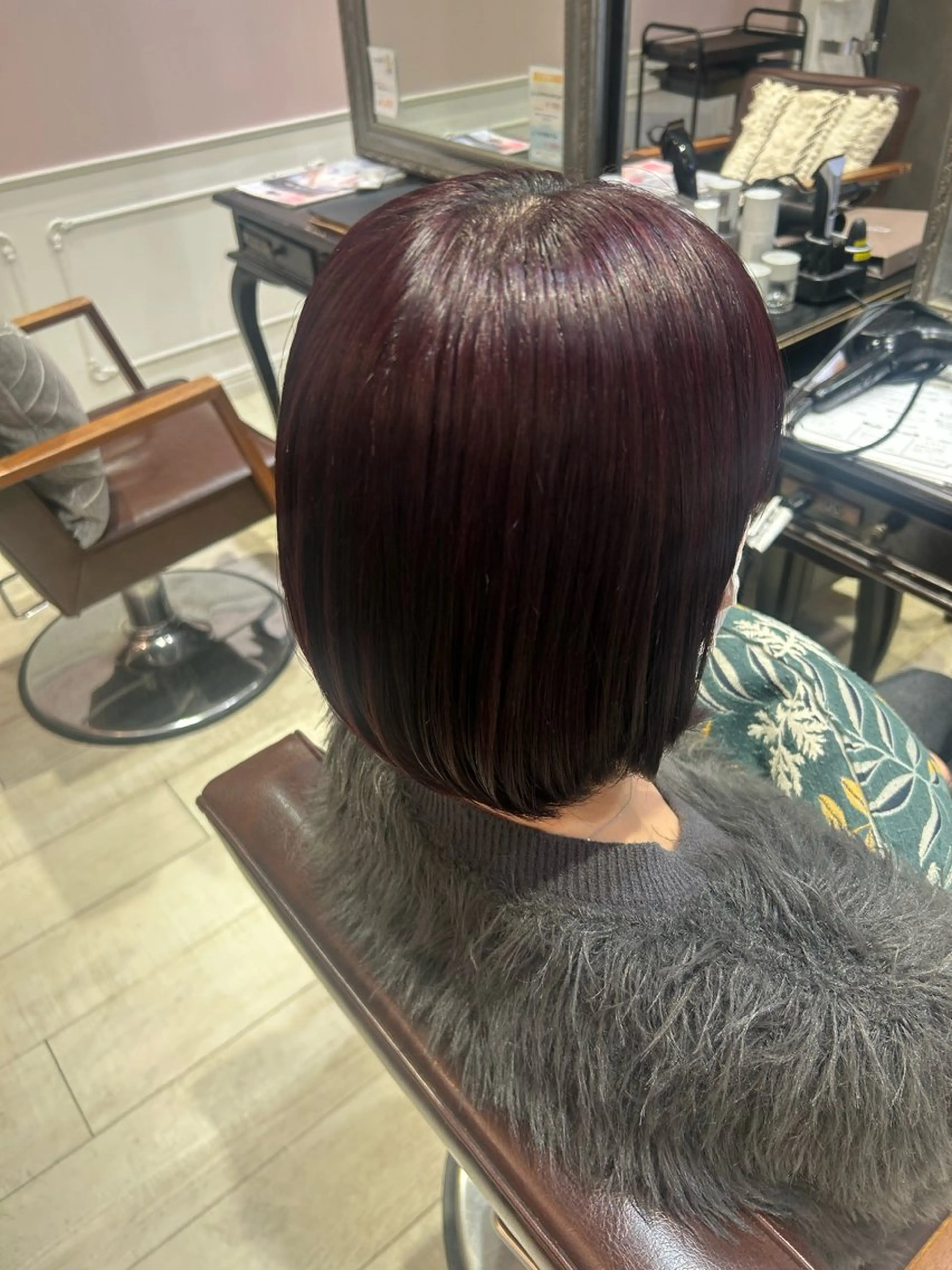 ショート ヘアカラー 暖色カラー｜艶髪｜ 🥨AIKA🥨のヘアスタイル