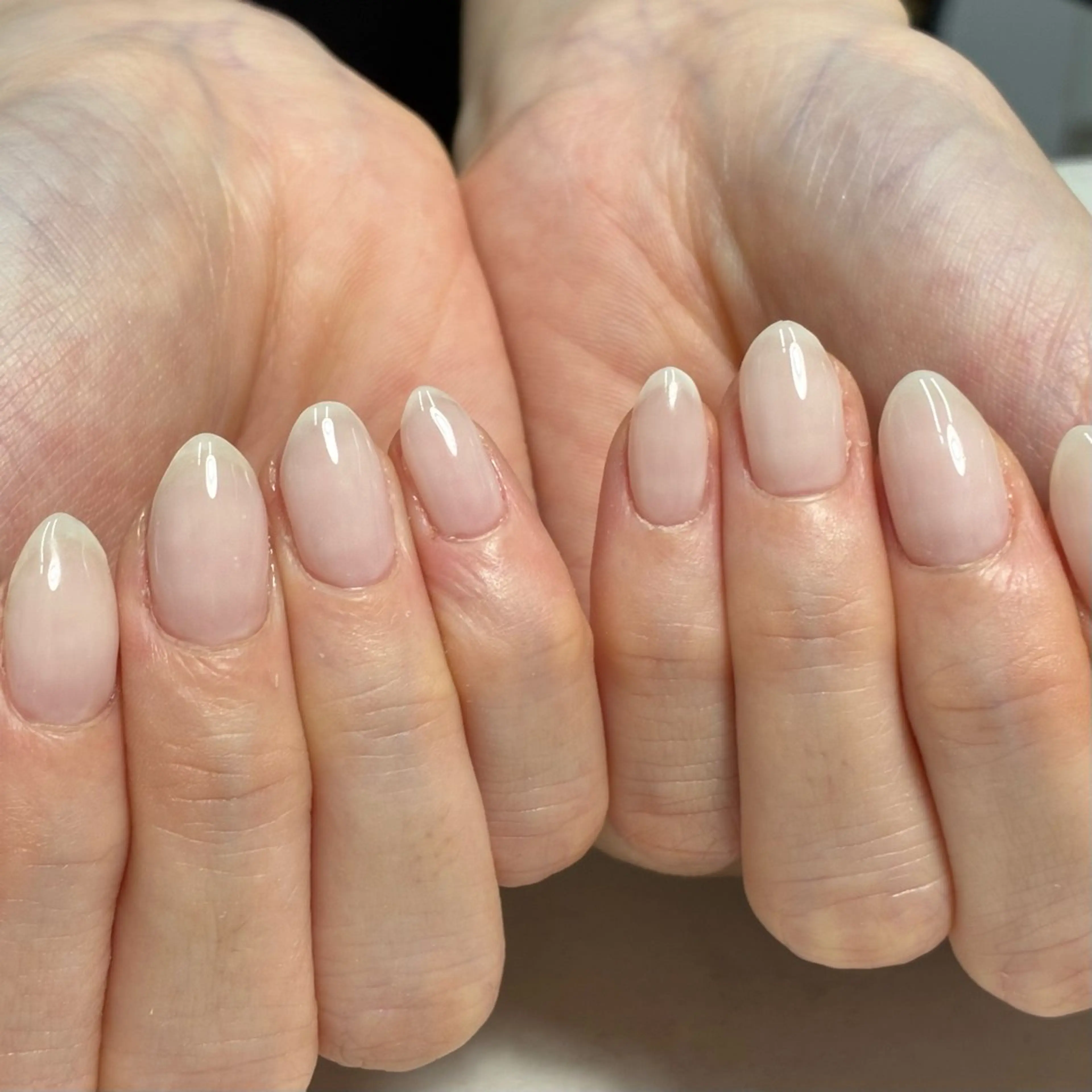 ネイル ホワイト ハンドネイル mumjyu所属・mumjyu MIKAのネイルデザイン