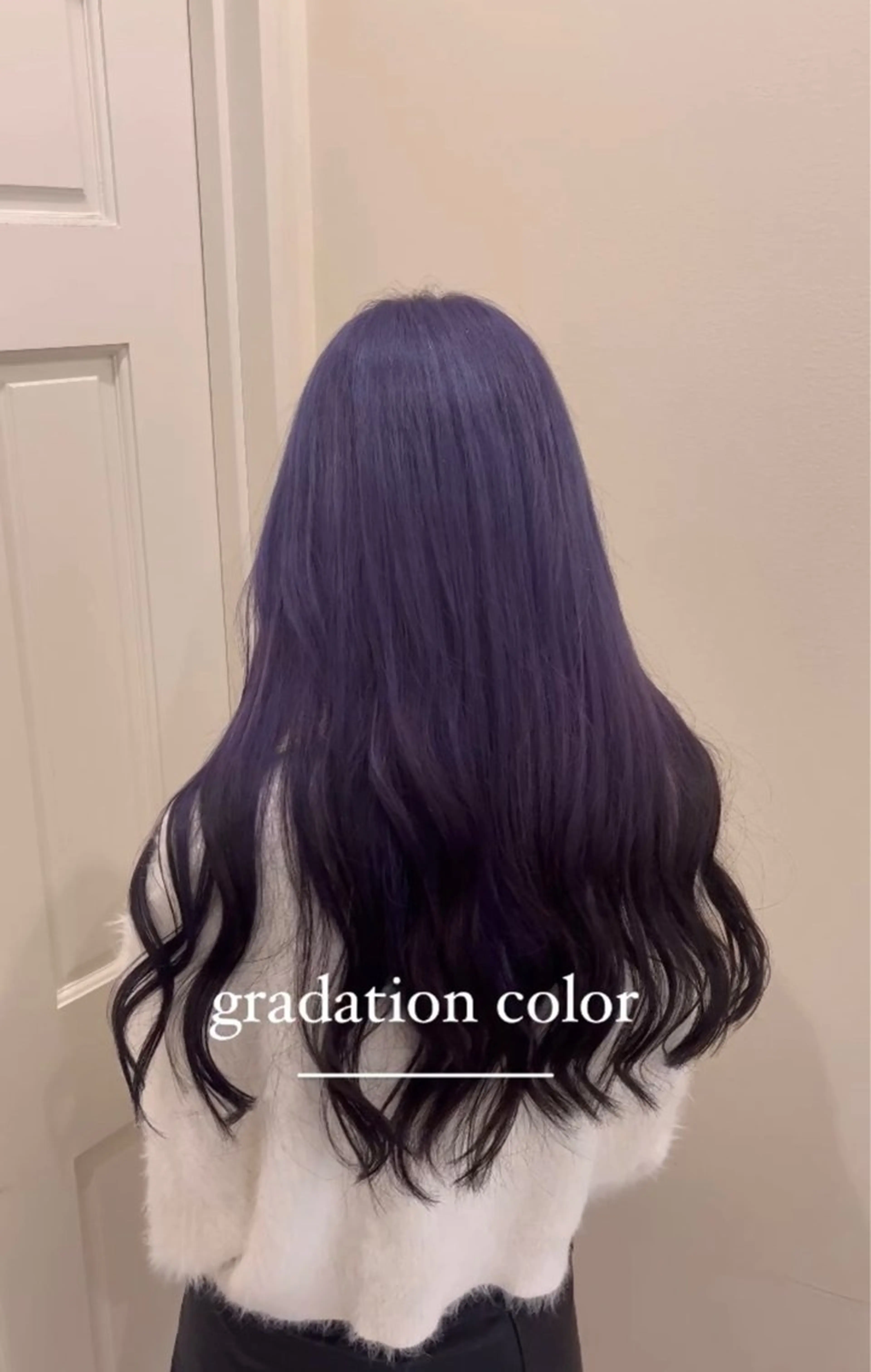 ロング カラー グラデーションカラー パープルカラー ヘアカラー トリートメント りく　レイヤーカット ケアブリーチのヘアスタイル