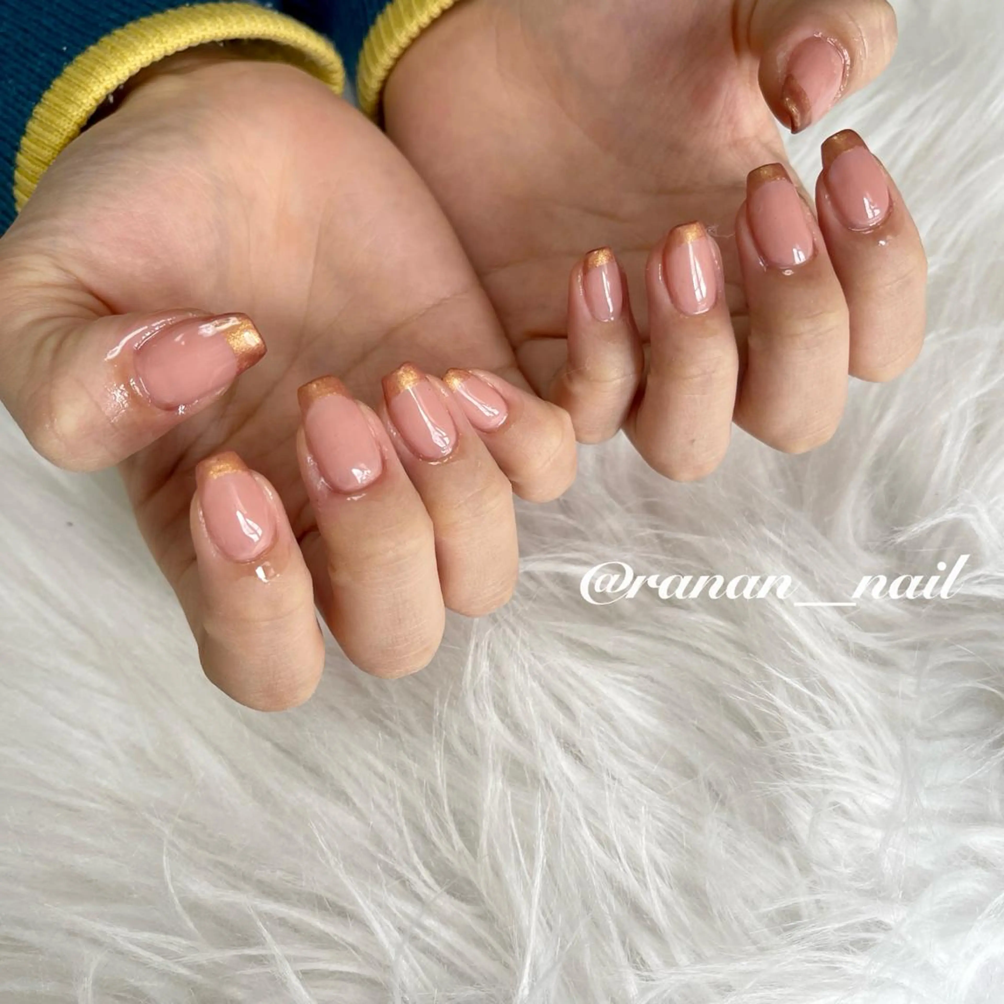 ネイル 𝓇𝒶𝓃𝒶𝓃 𝓃𝒶𝒾𝓁のネイルデザイン