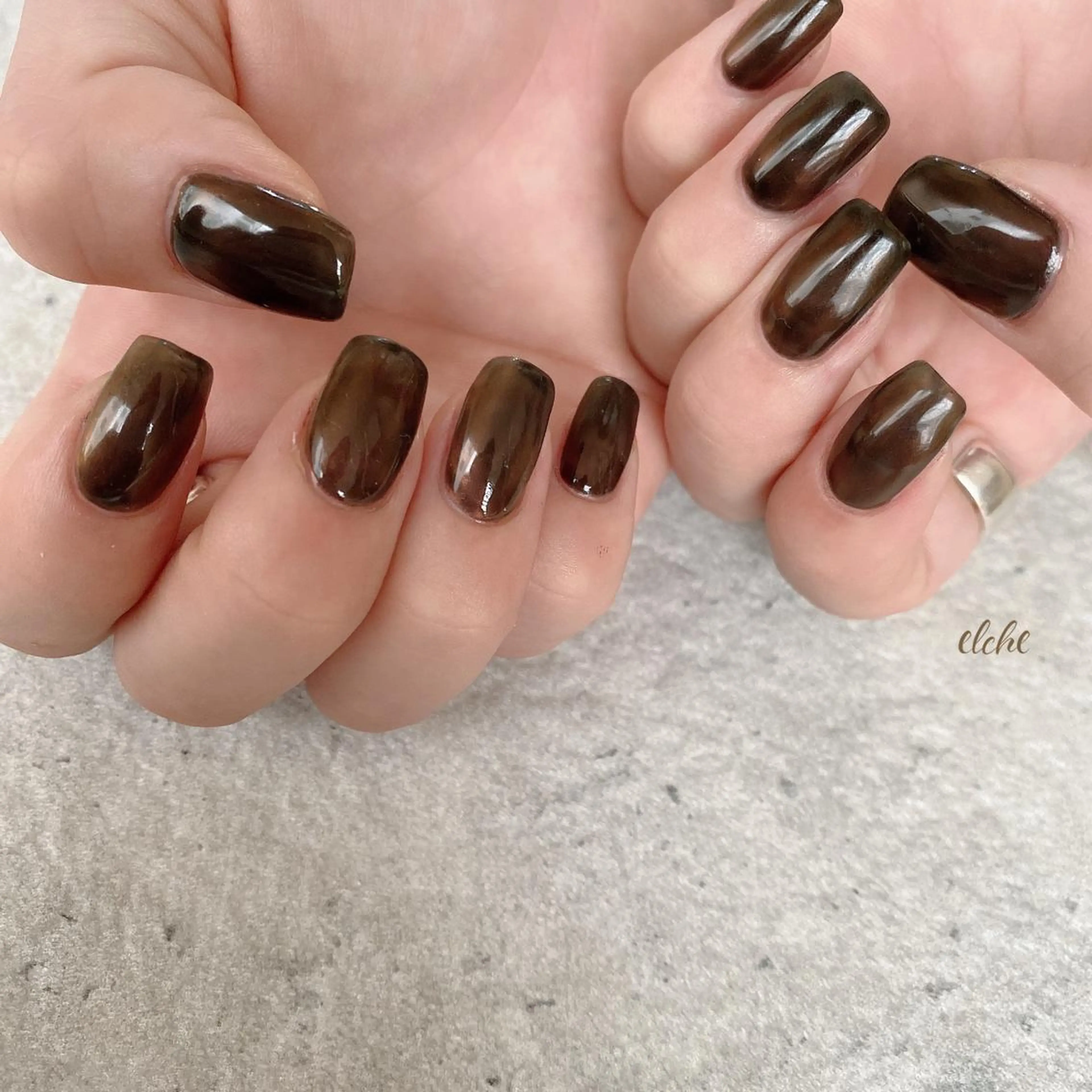 ネイル ミラーネイル Rio 𓍼のネイルデザイン