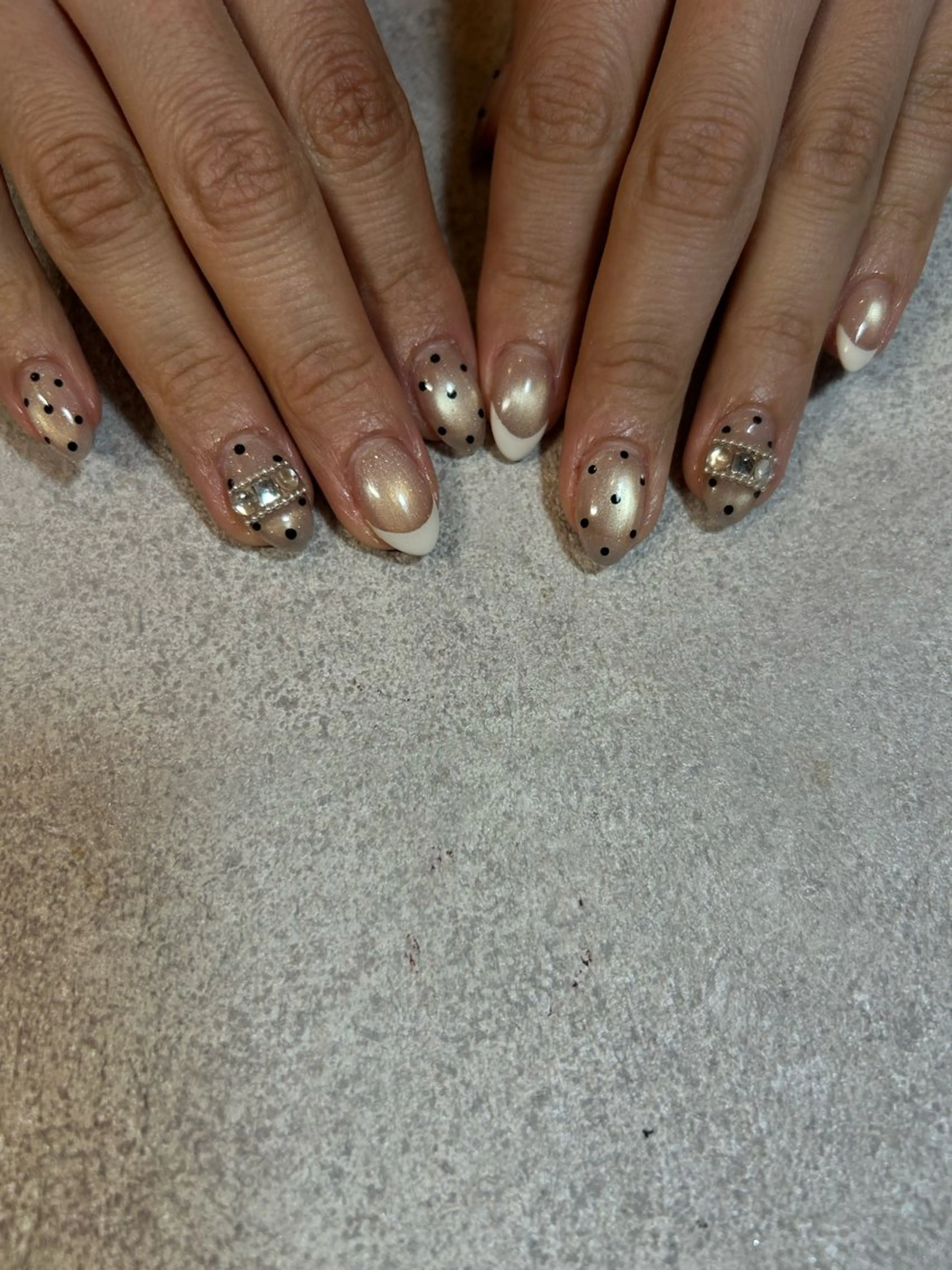 ネイル amunail所属・amunail浦川 歩のネイルデザイン