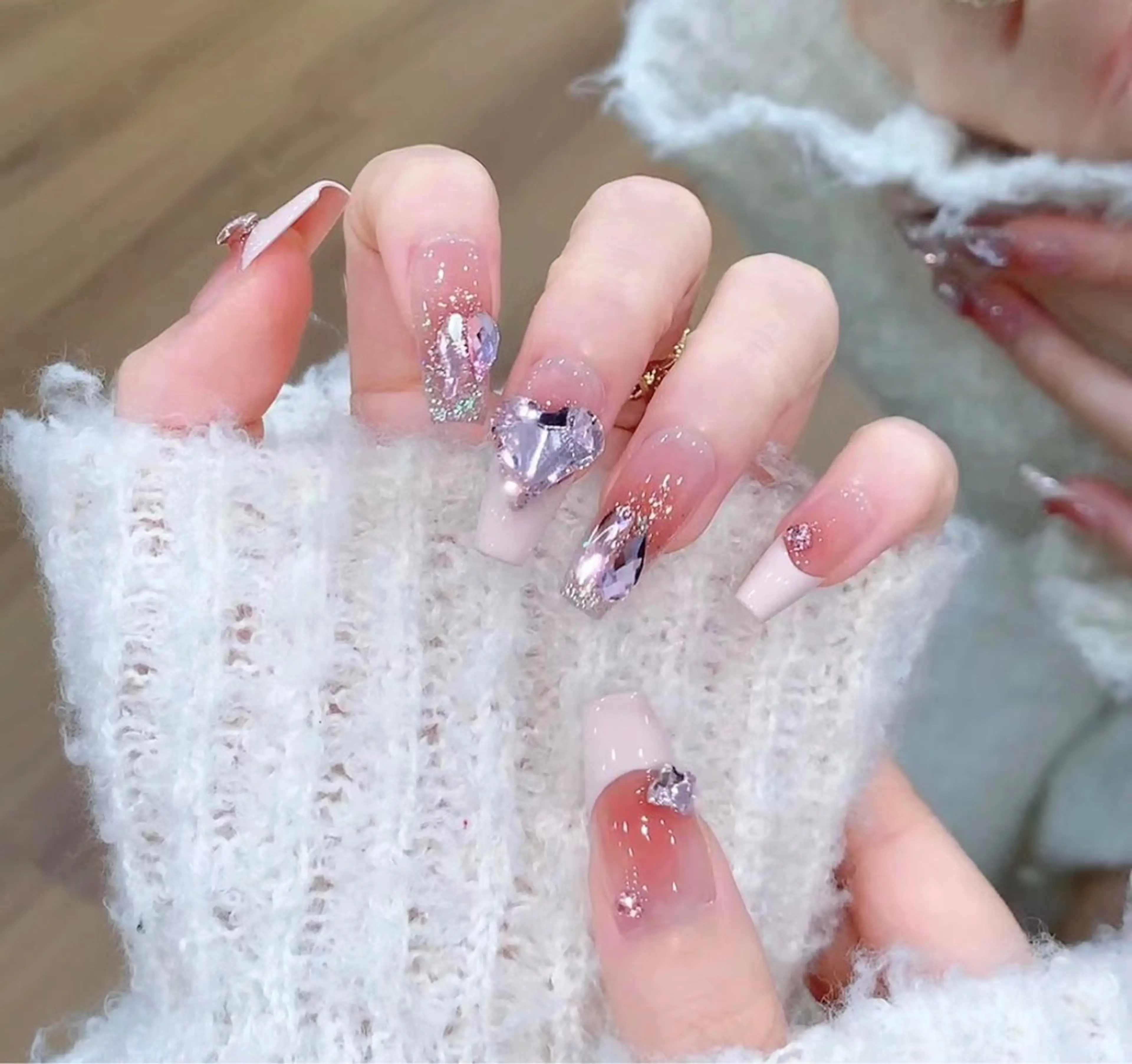 ネイル ハンドネイル ハンドケア 🍑 momo_nailのネイルデザイン