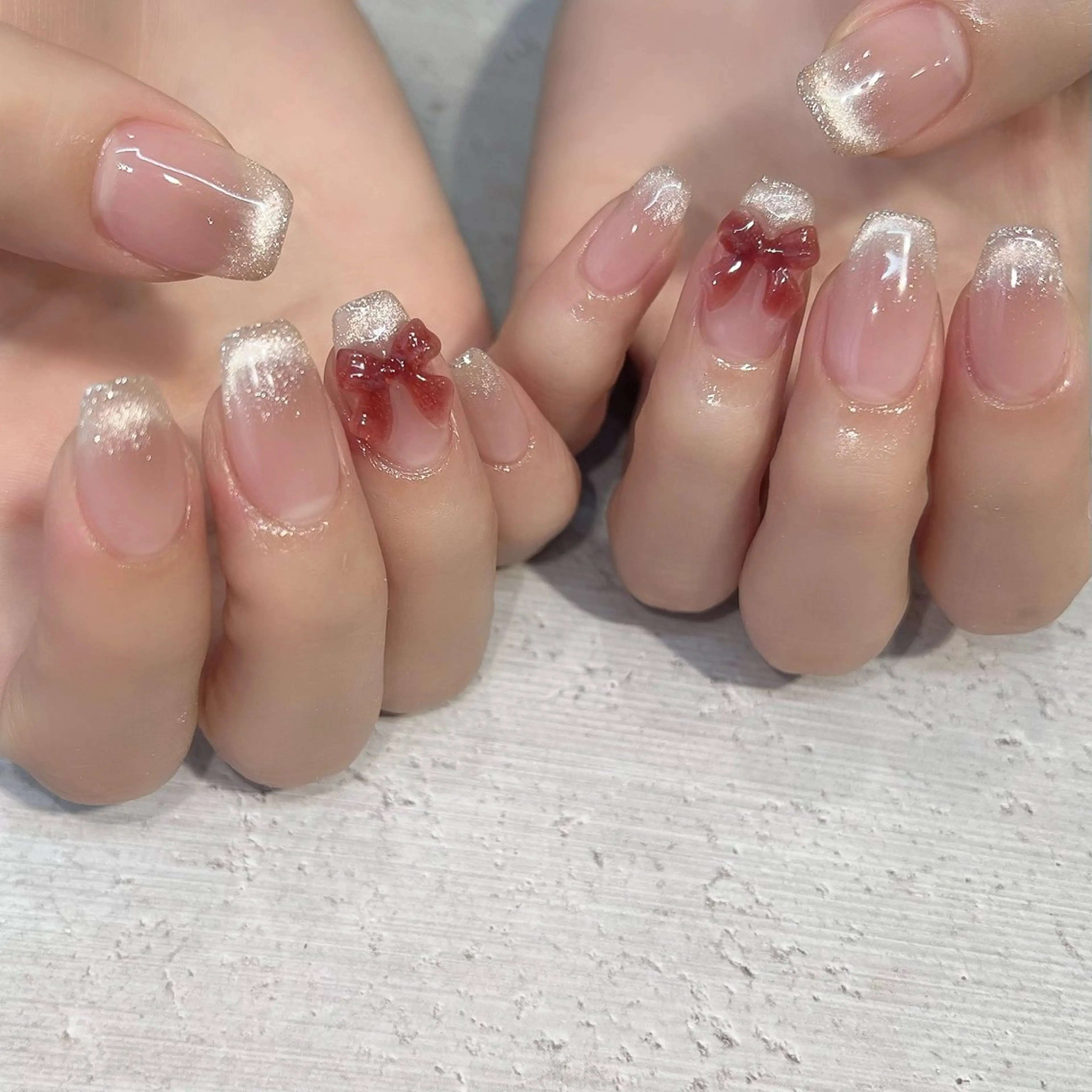 ネイル チークネイル グラデーション キラキラネイル 韓国ネイル マグネットネイル 鈴木 まゆのネイルデザイン