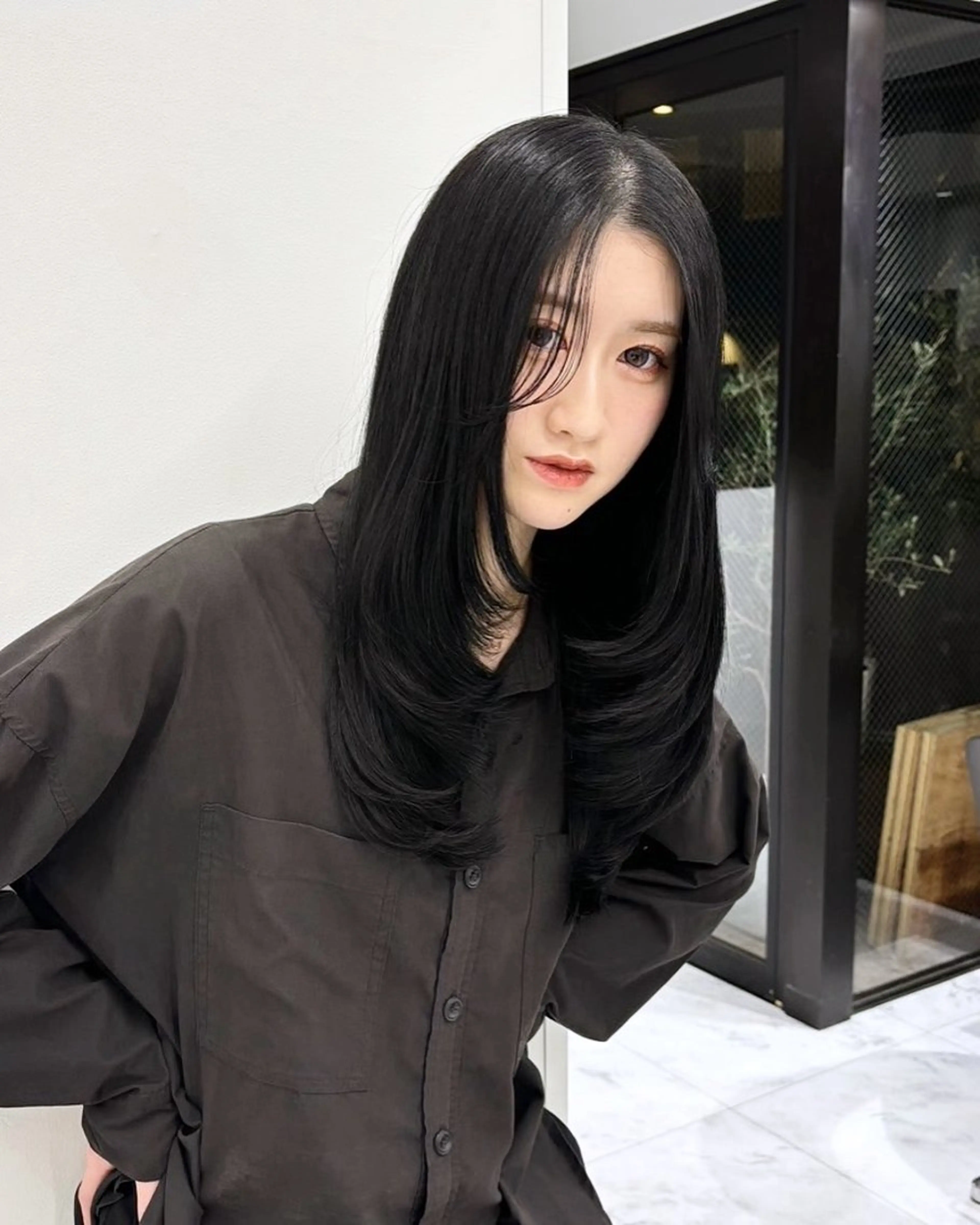 セミロング カラー 黒髪 ブルーカラー ブルーブラック 韓国風ヘア レイヤーカット カット ヘアカラー Beleza Era所属・韓国レイヤー/ 縮毛矯正🎀minaのヘアスタイル