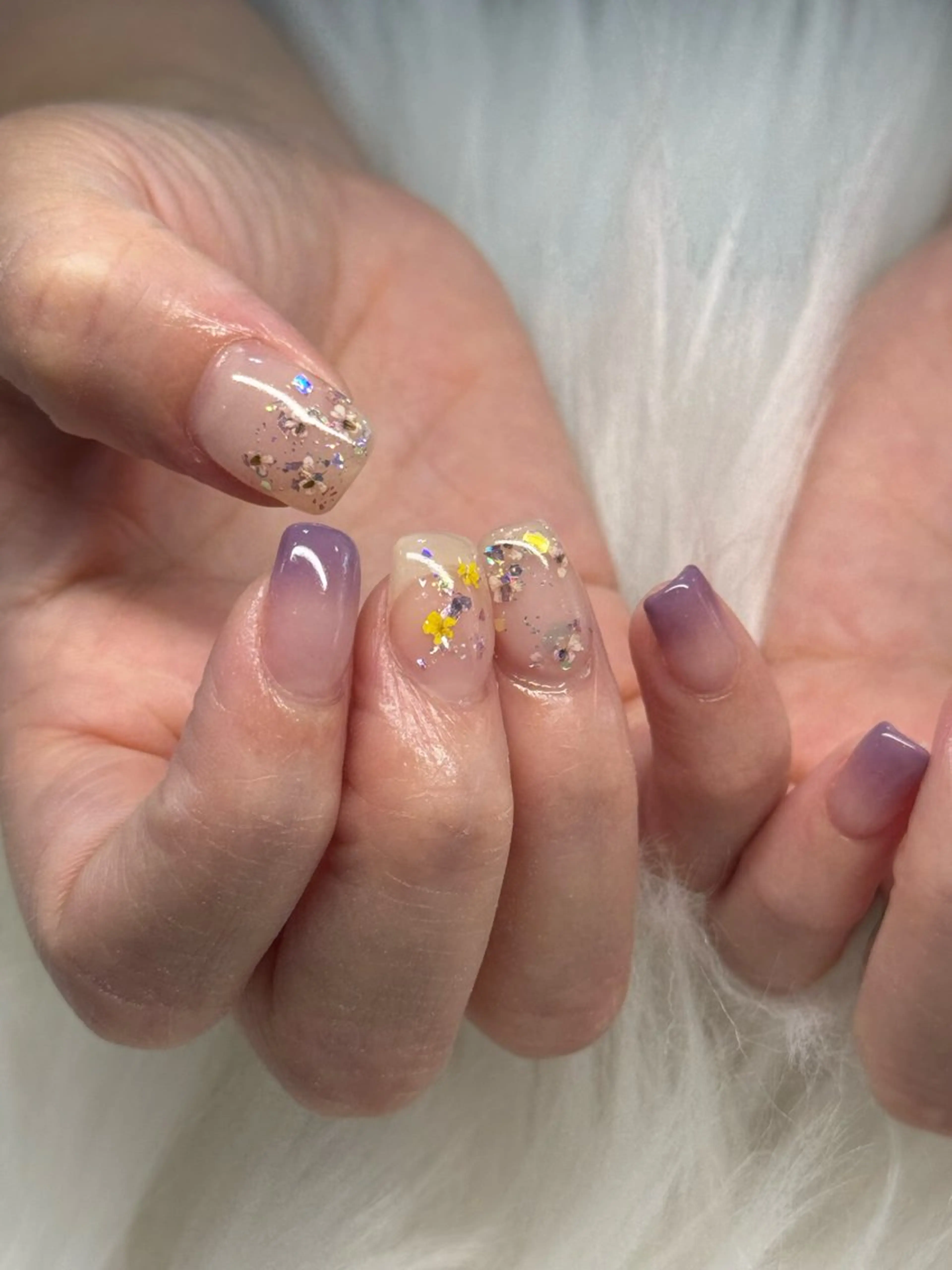 ネイル Loa　salon所属・小畑 寧捺のネイルデザイン