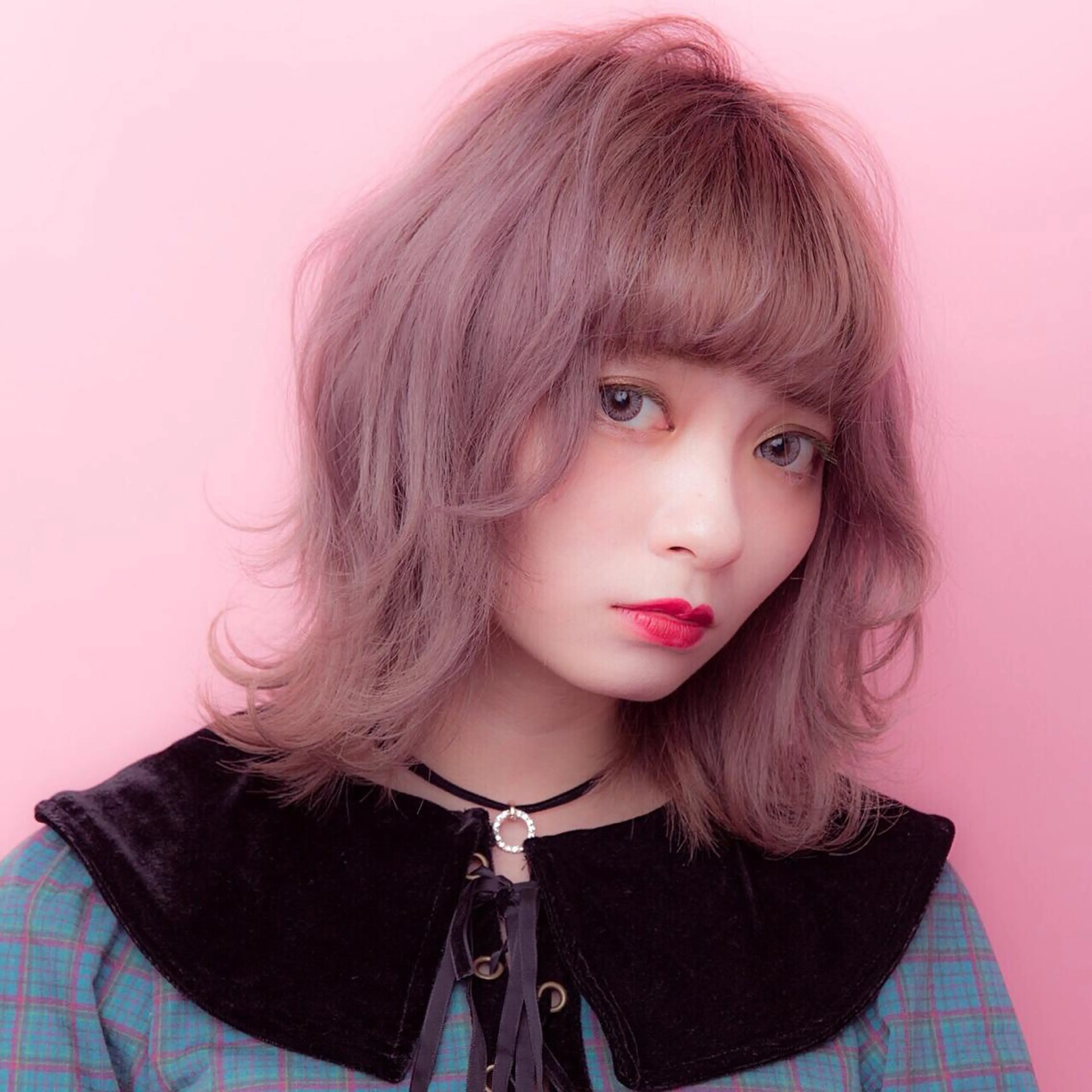 ミディアム カラー SHIN/レイヤー カット×クロスパーマのヘアスタイル