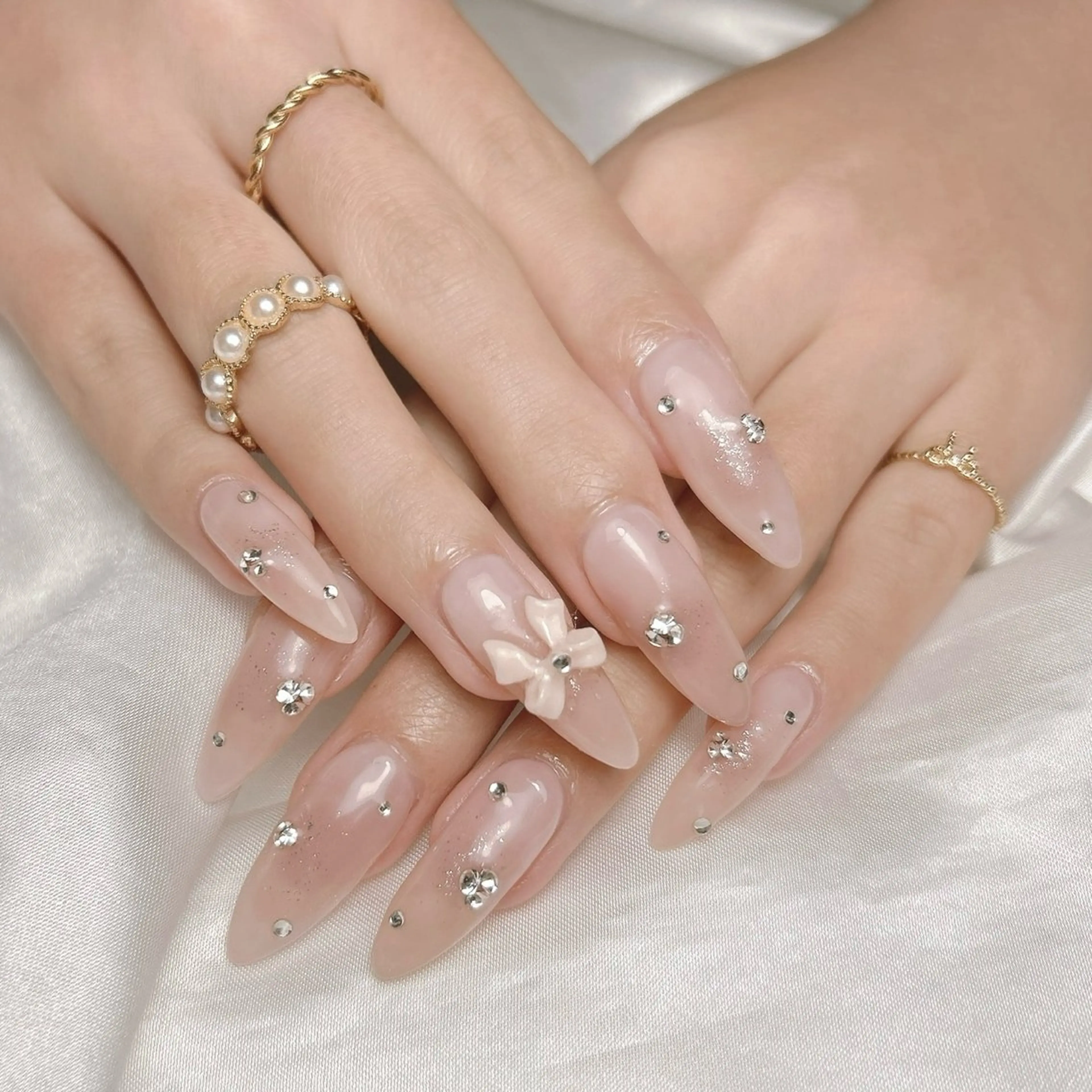 ネイル チークネイル ハンドネイル junna のぞいてねのネイルデザイン