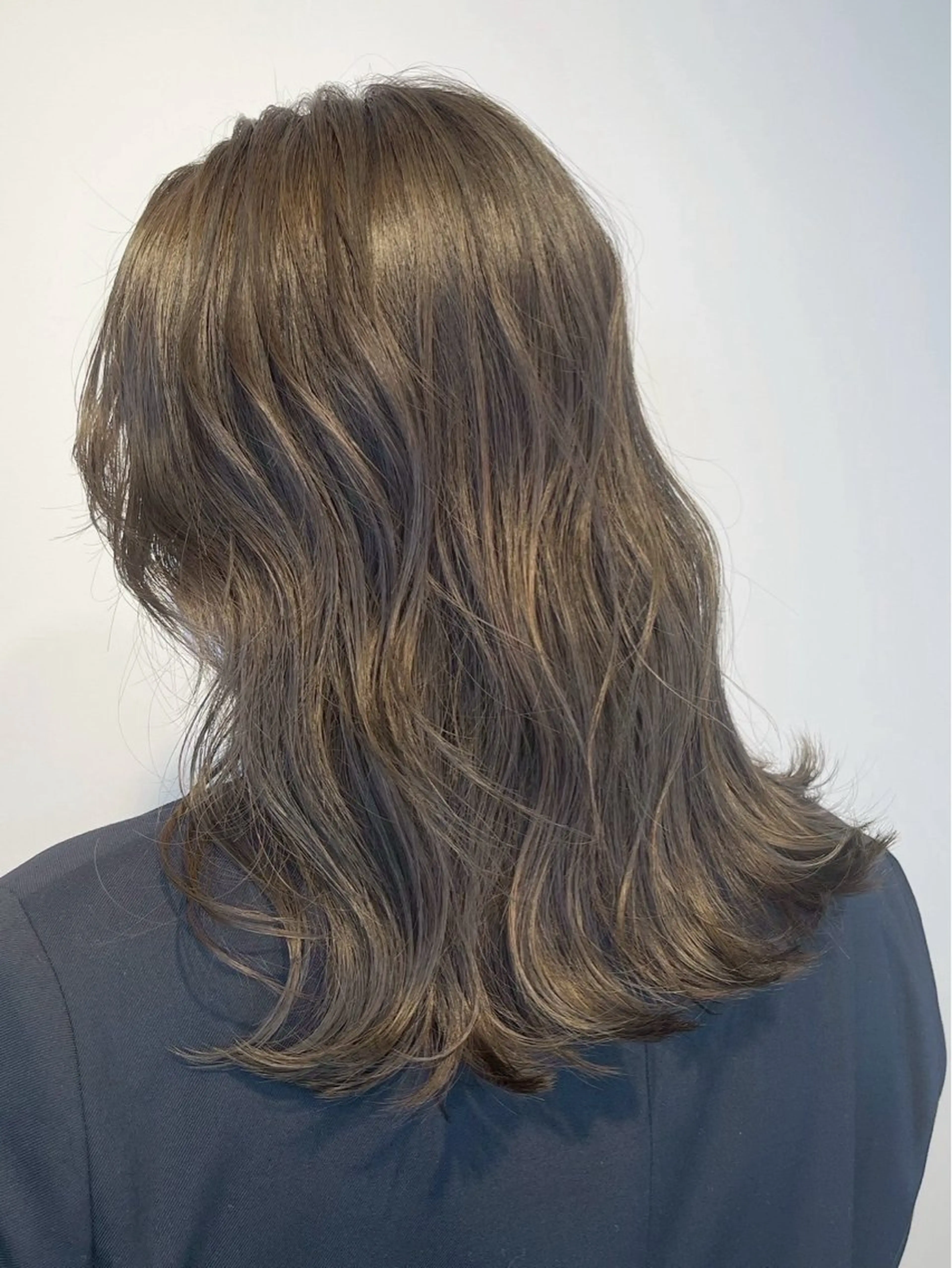 ミディアム UNSOME二子玉川店所属・ぬくい せいな💫のヘアスタイル