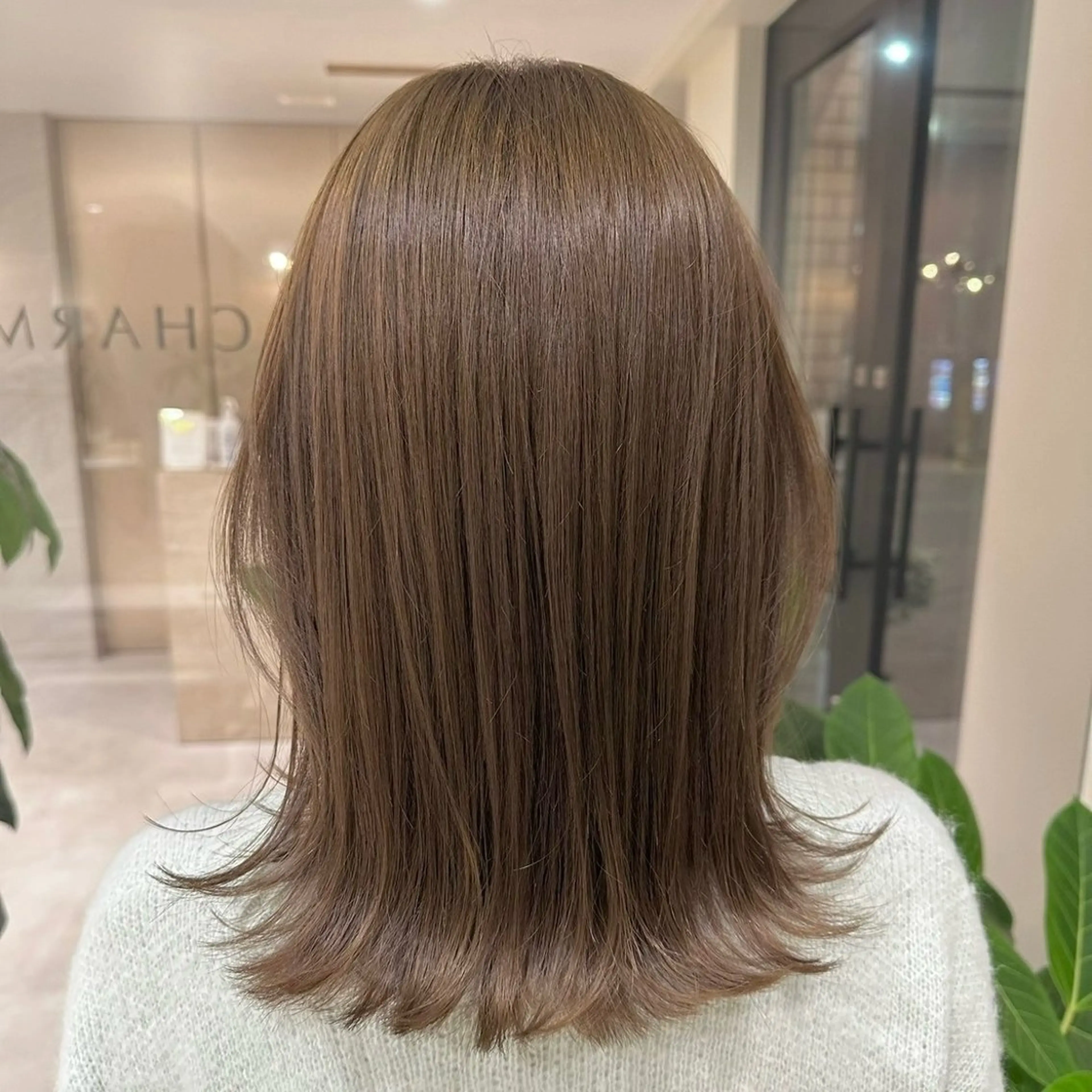 ミディアム カラー イルミナカラー ボブ 外ハネヘア カット ヘアカラー Ms.CHARM所属・透明感カラー🌿 グレージュ🐺陽介のヘアスタイル
