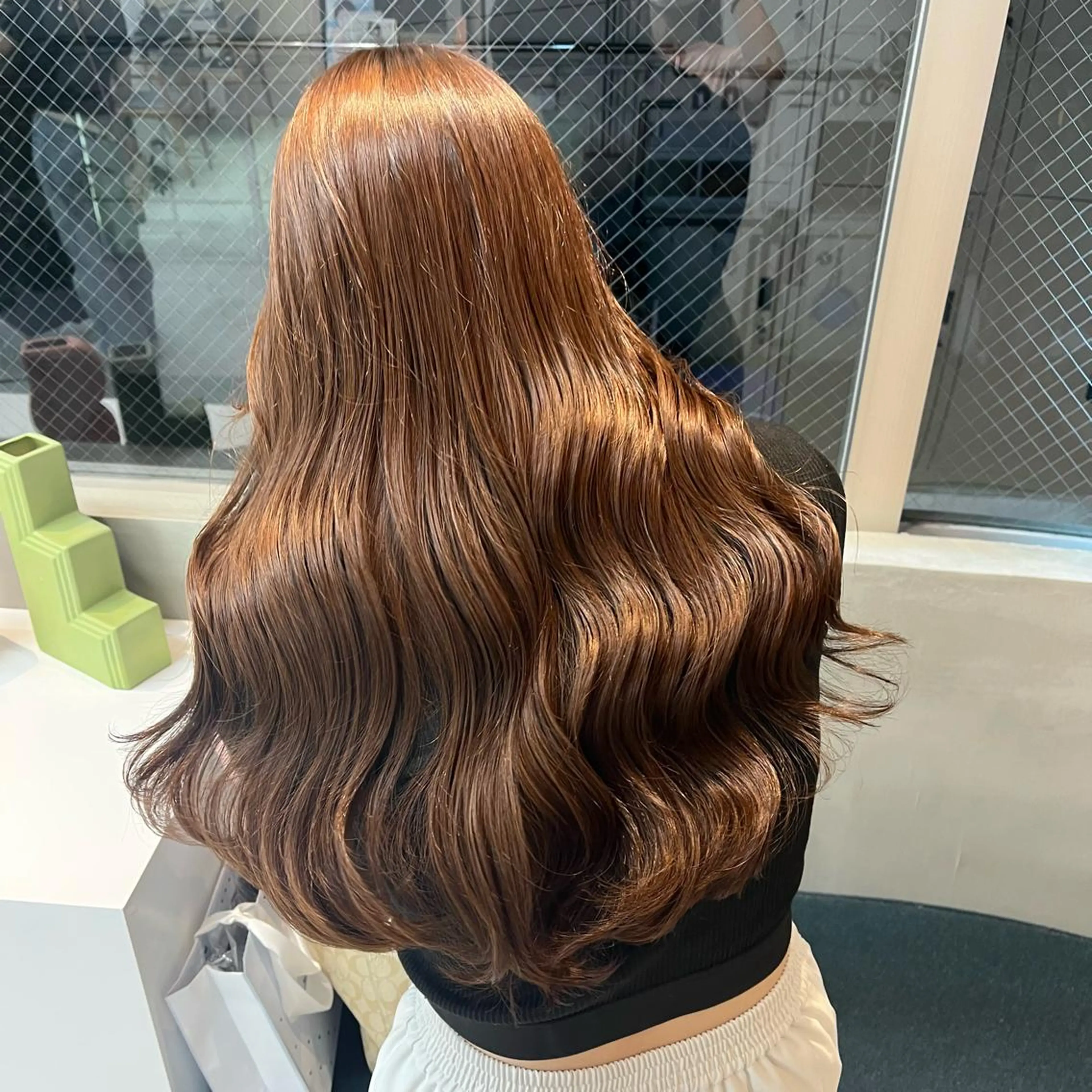 ロング カラー ベージュカラー ブリーチ ブリーチなしカラー ayaka♡ 柔らかカラーのヘアスタイル