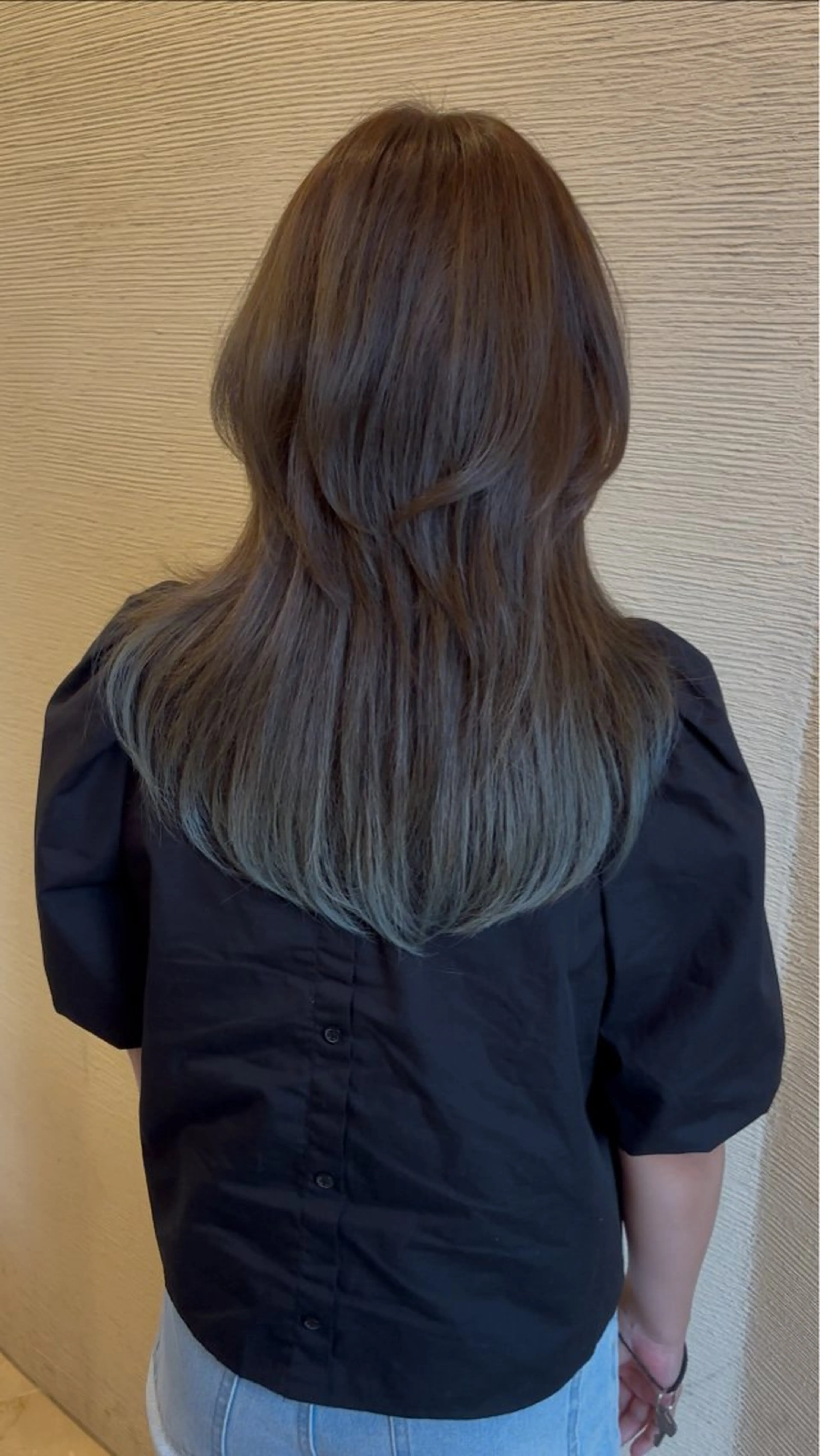 セミロング カット ヘアカラー 小塚 レイヤー/ボブ /韓国ヘア/ブリーチのヘアスタイル