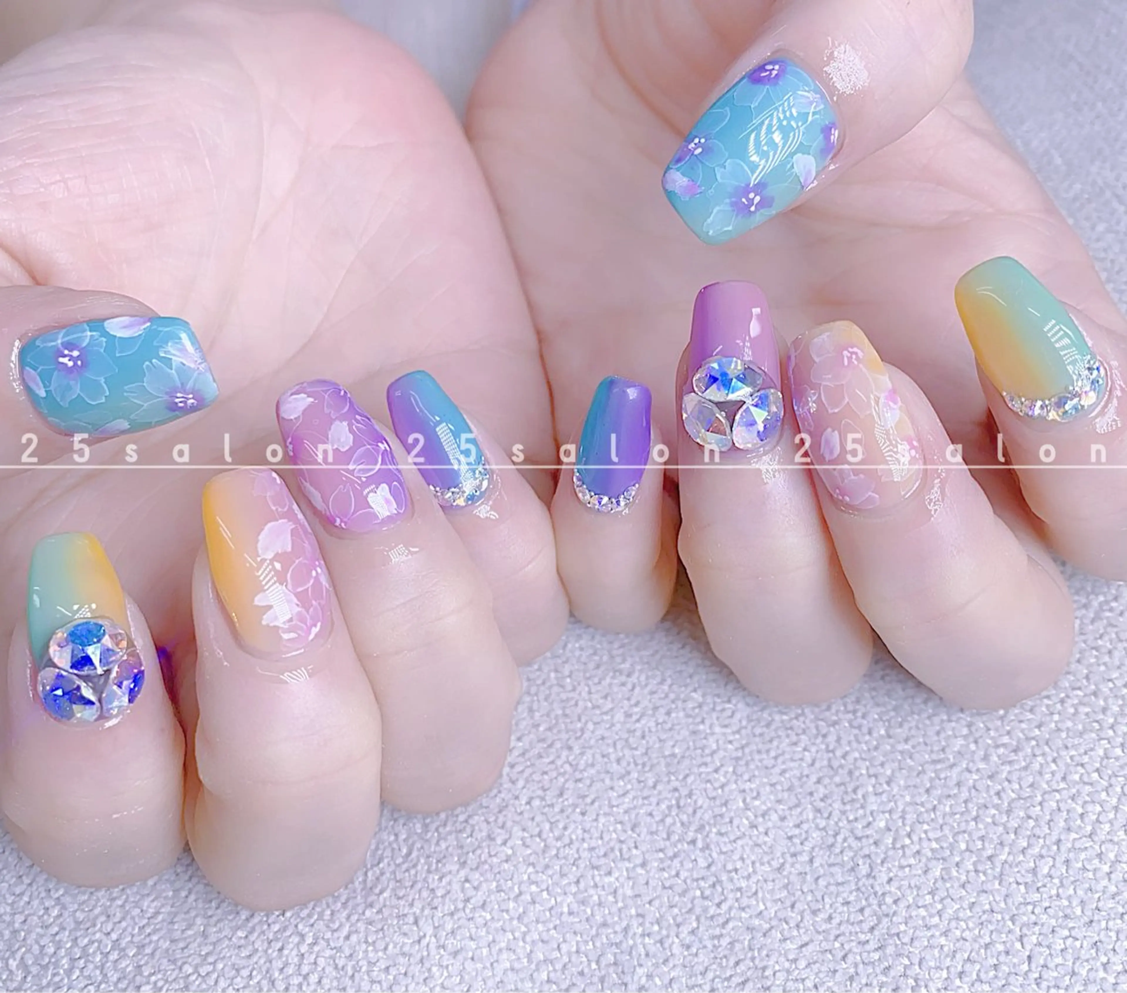 ネイル オーロラネイル チークネイル フットネイル フレンチネイル ジェルネイル 2 5のマツエク・マツパデザイン