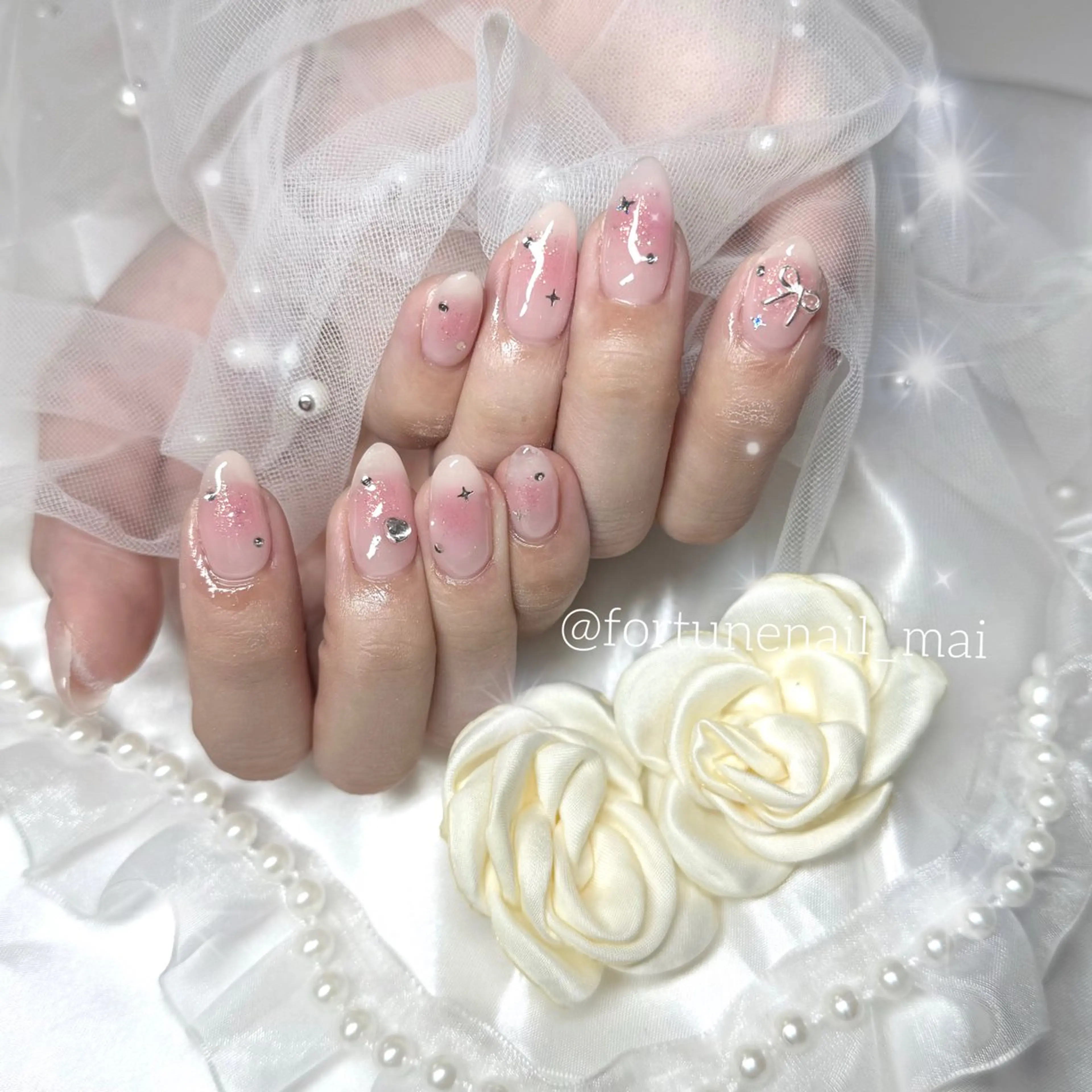 ネイル チークネイル ハンドネイル 🎀Mai 🎀のネイルデザイン