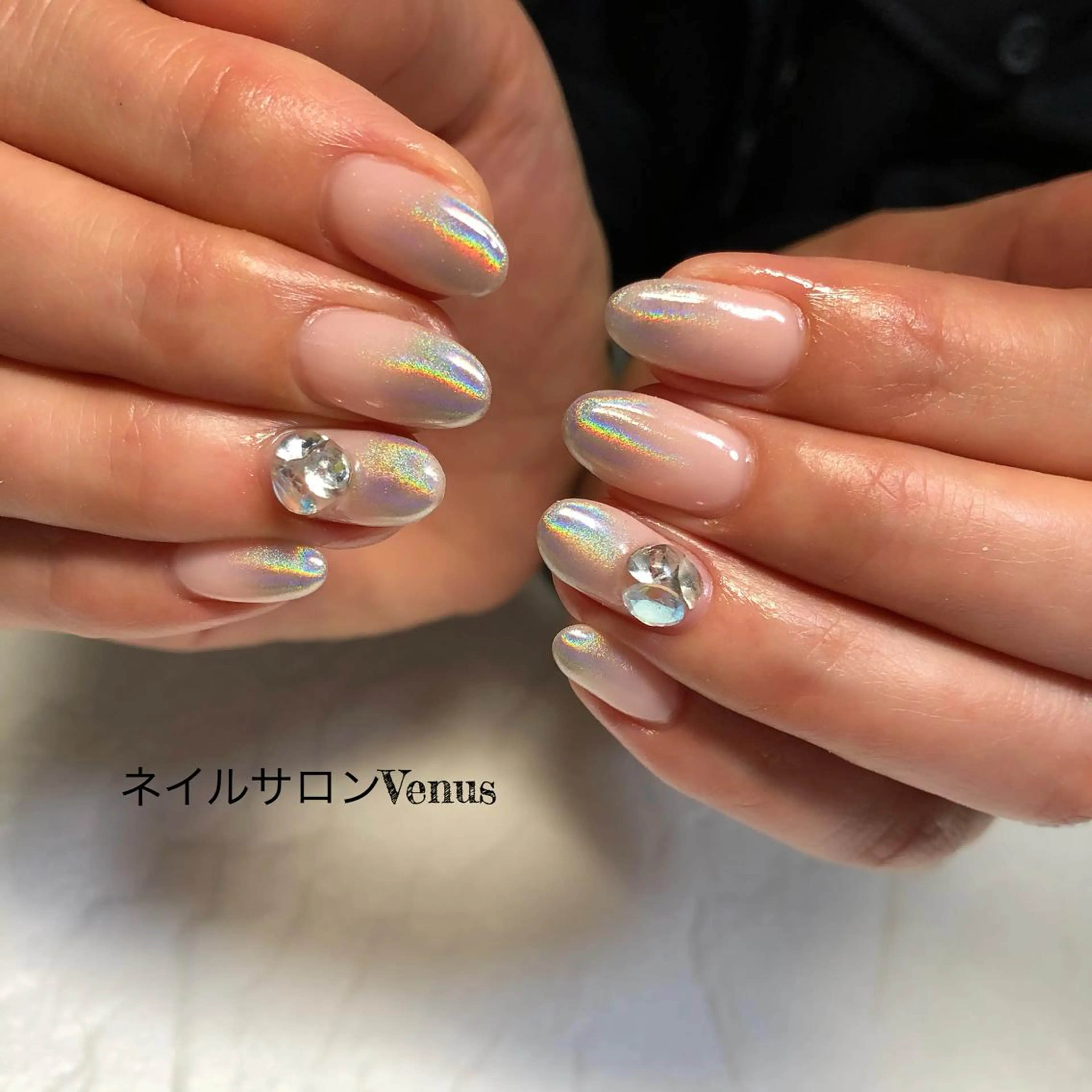ネイル オーロラネイル ハンドネイル Nail salon Venusのネイルデザイン