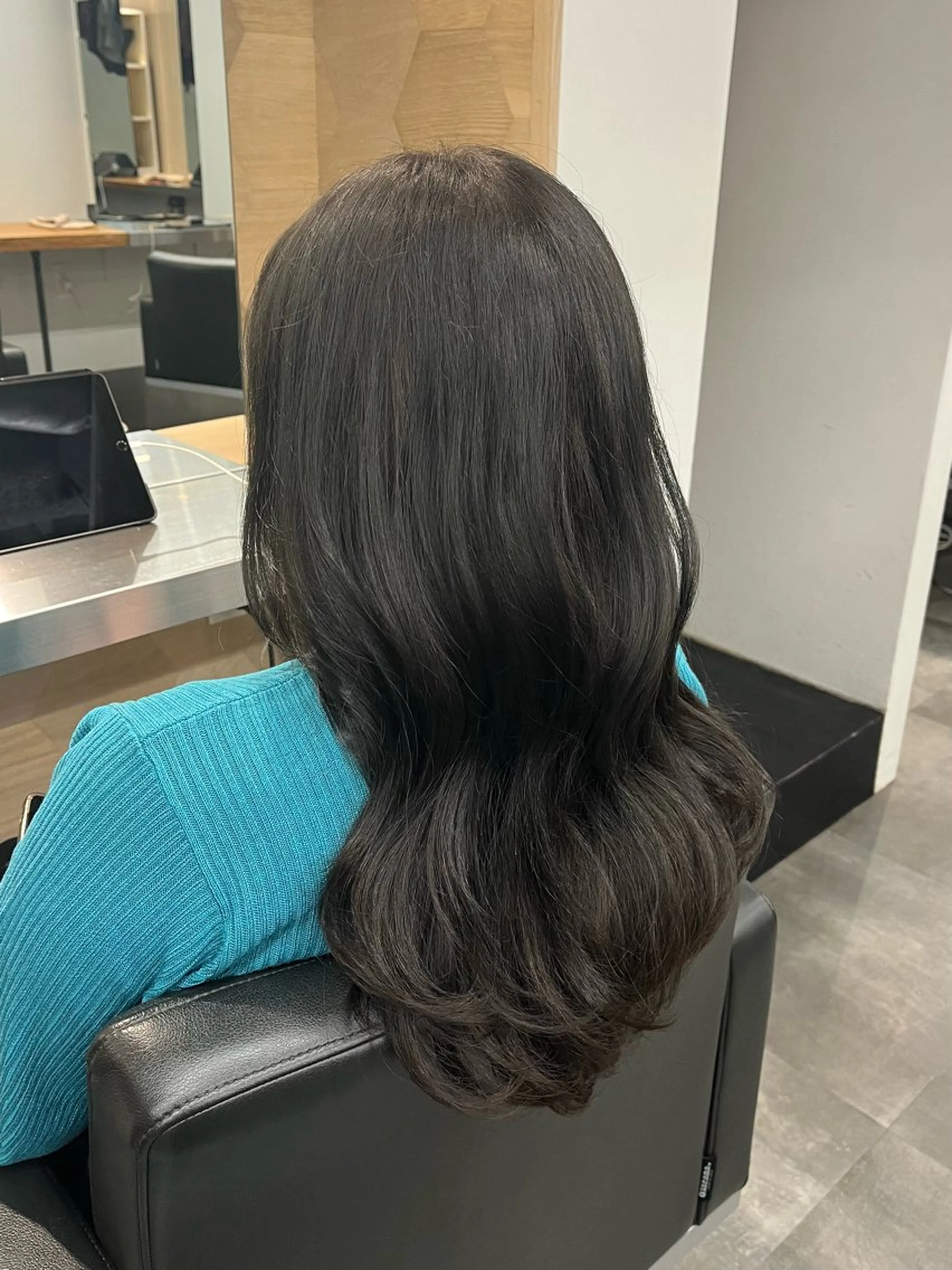 カラー ブルーカラー 透明感カラー グレージュ 銀座 透明感カラー 🌿Hitomiのヘアスタイル