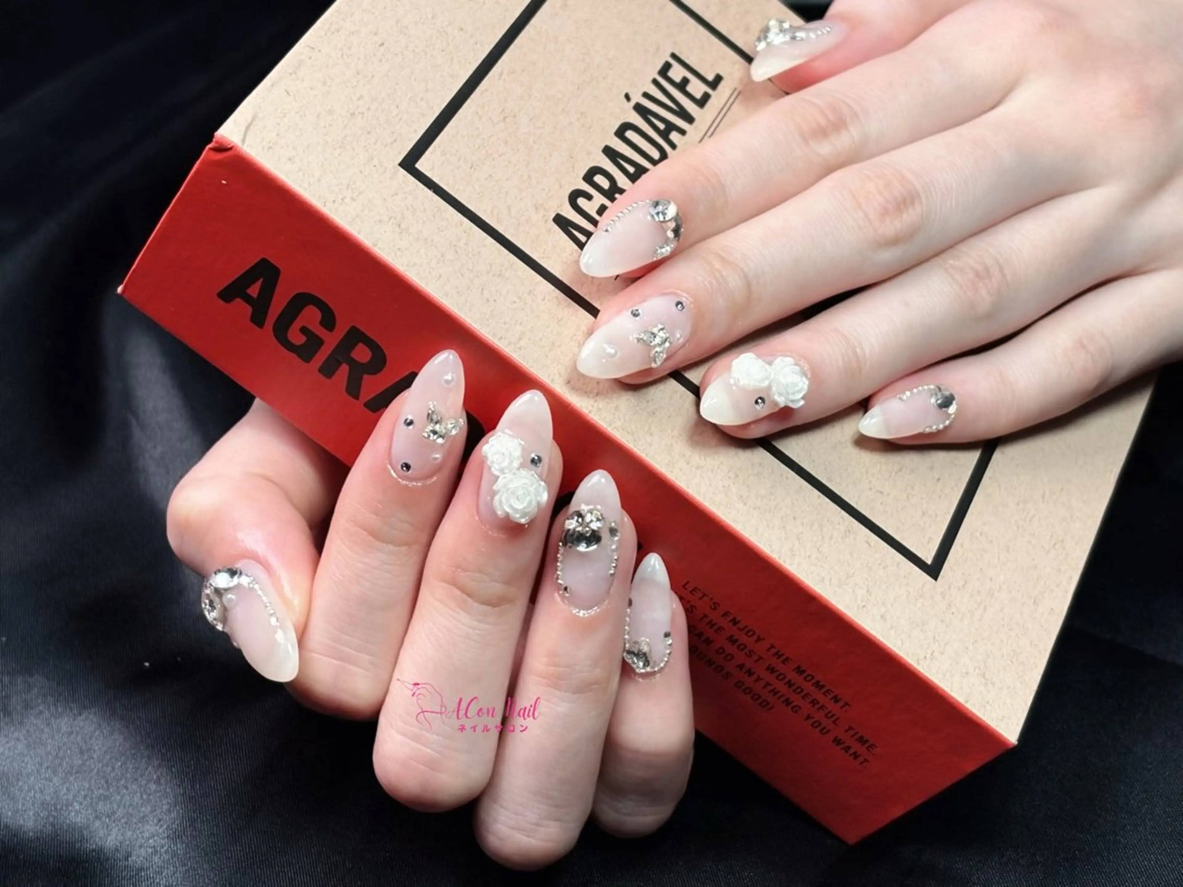 ネイル 桜ネイル 長さ出し フラワーネイル フレンチネイル ジェルネイル ハンドネイル AConNailSalon所属・ACon NailSalonのネイルデザイン