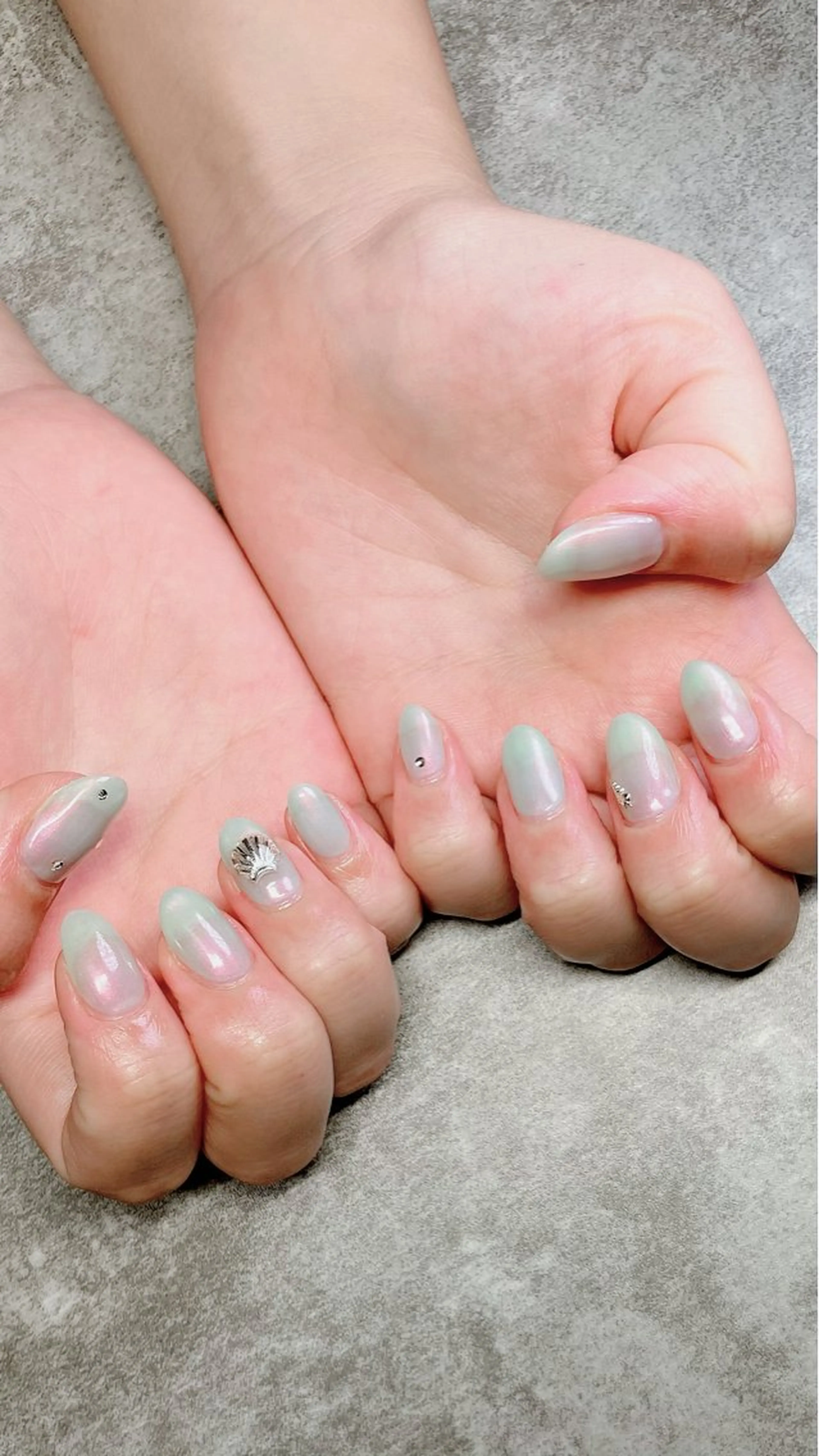 ネイル ハンドネイル ハンドケア haleyume所属・shino🌟 痛ネイルのネイルデザイン