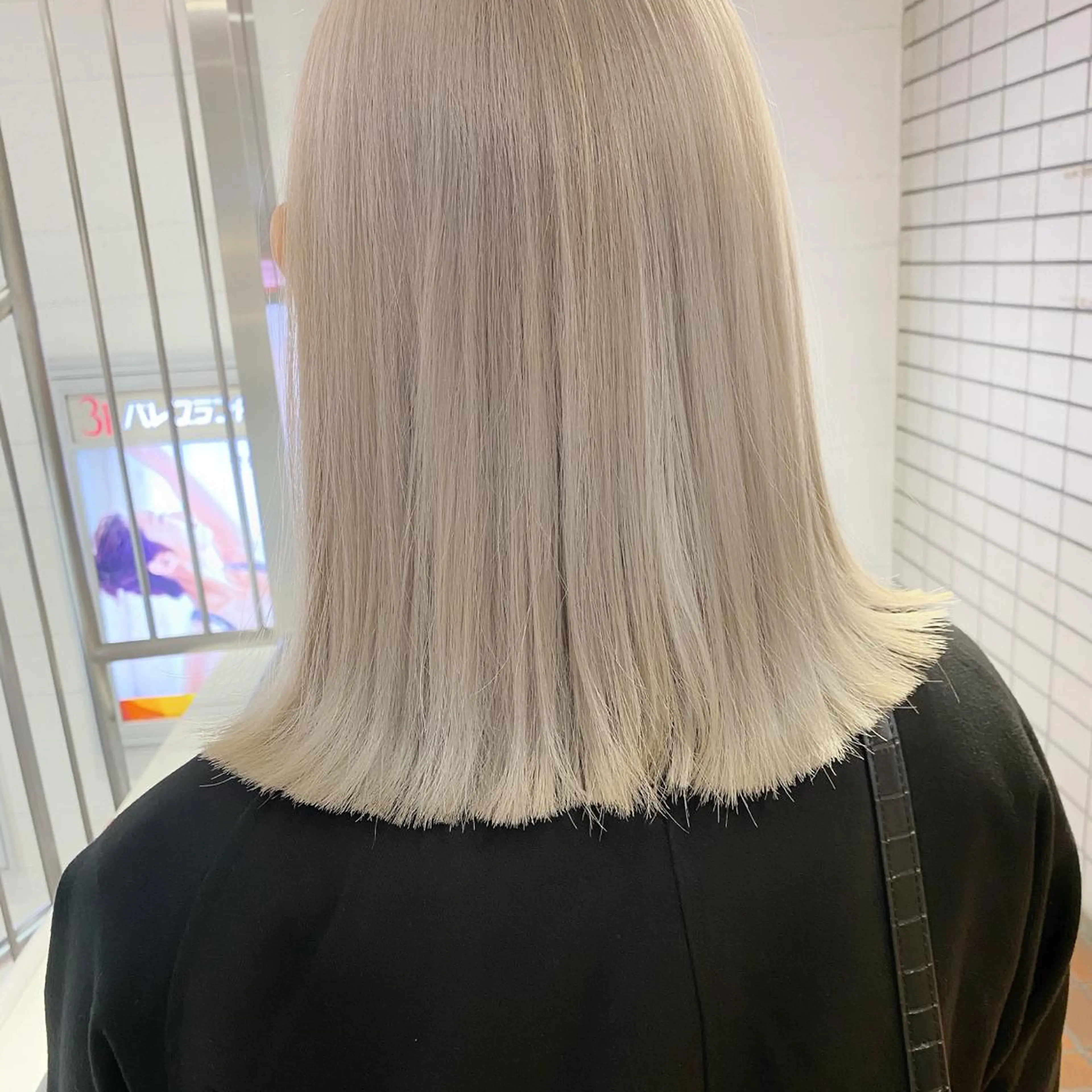 ミディアム カラー ヘアカラー トリートメント レイヤー/ベージュ カラー/ハシモトのヘアスタイル