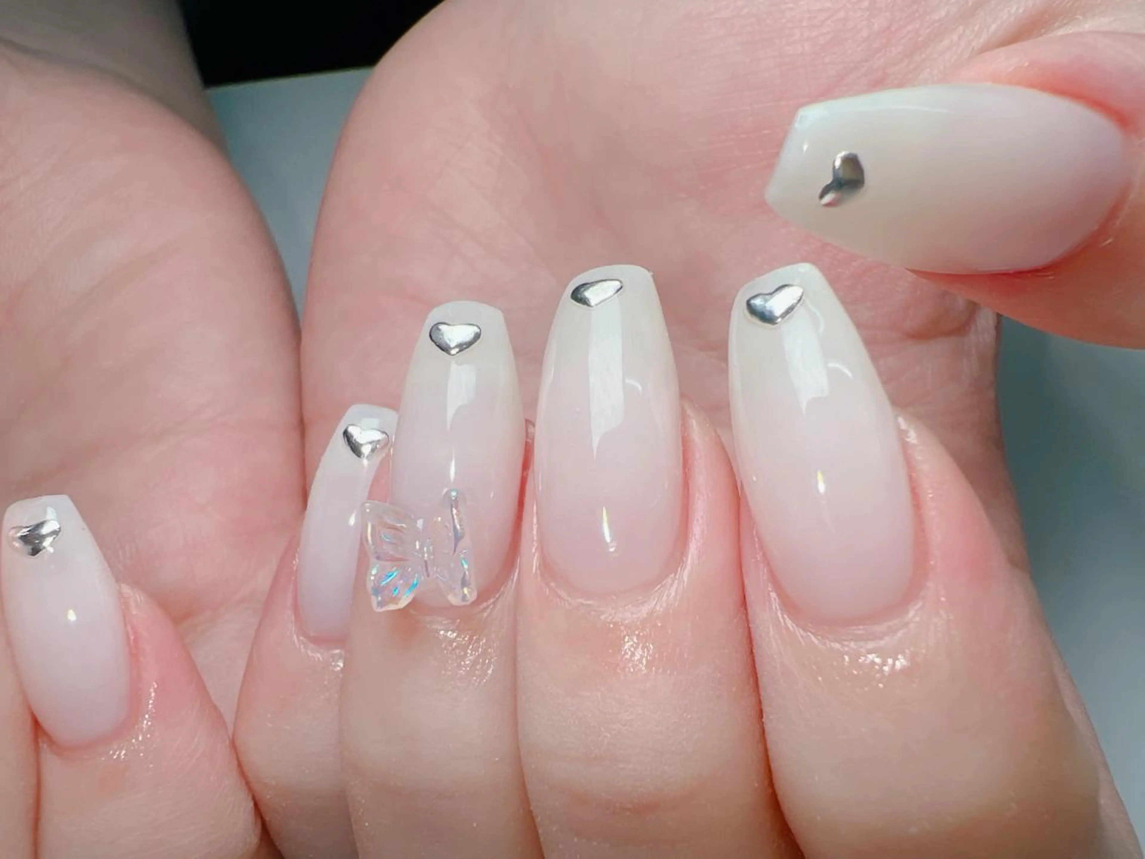 ネイル ハンドネイル Nail Salon L'arc所属・💊大阪/心斎橋 moni🧠のネイルデザイン