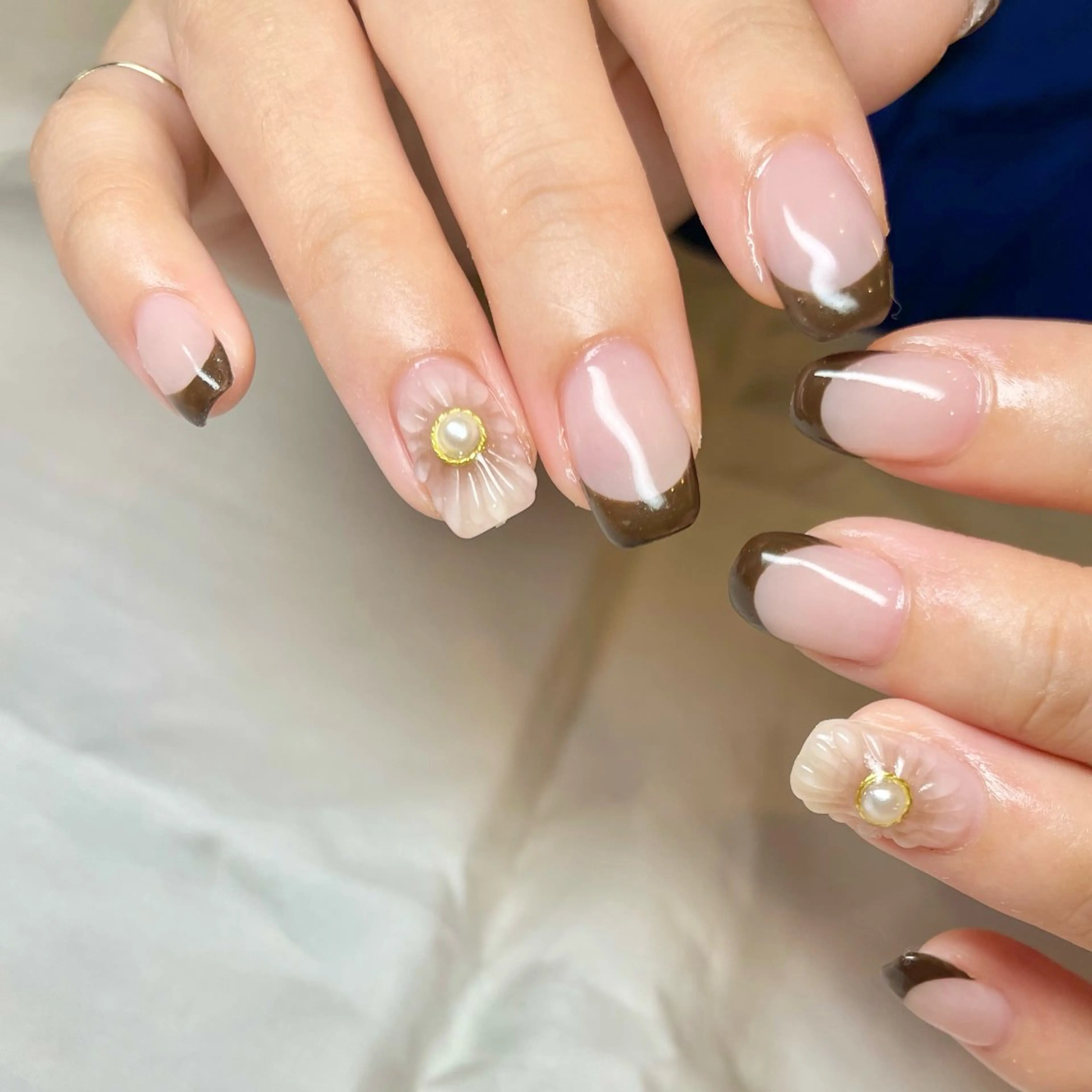メンズ ネイル ブラウン クリアネイル フラワーネイル フレンチネイル nail&eye Aoのマツエク・マツパデザイン
