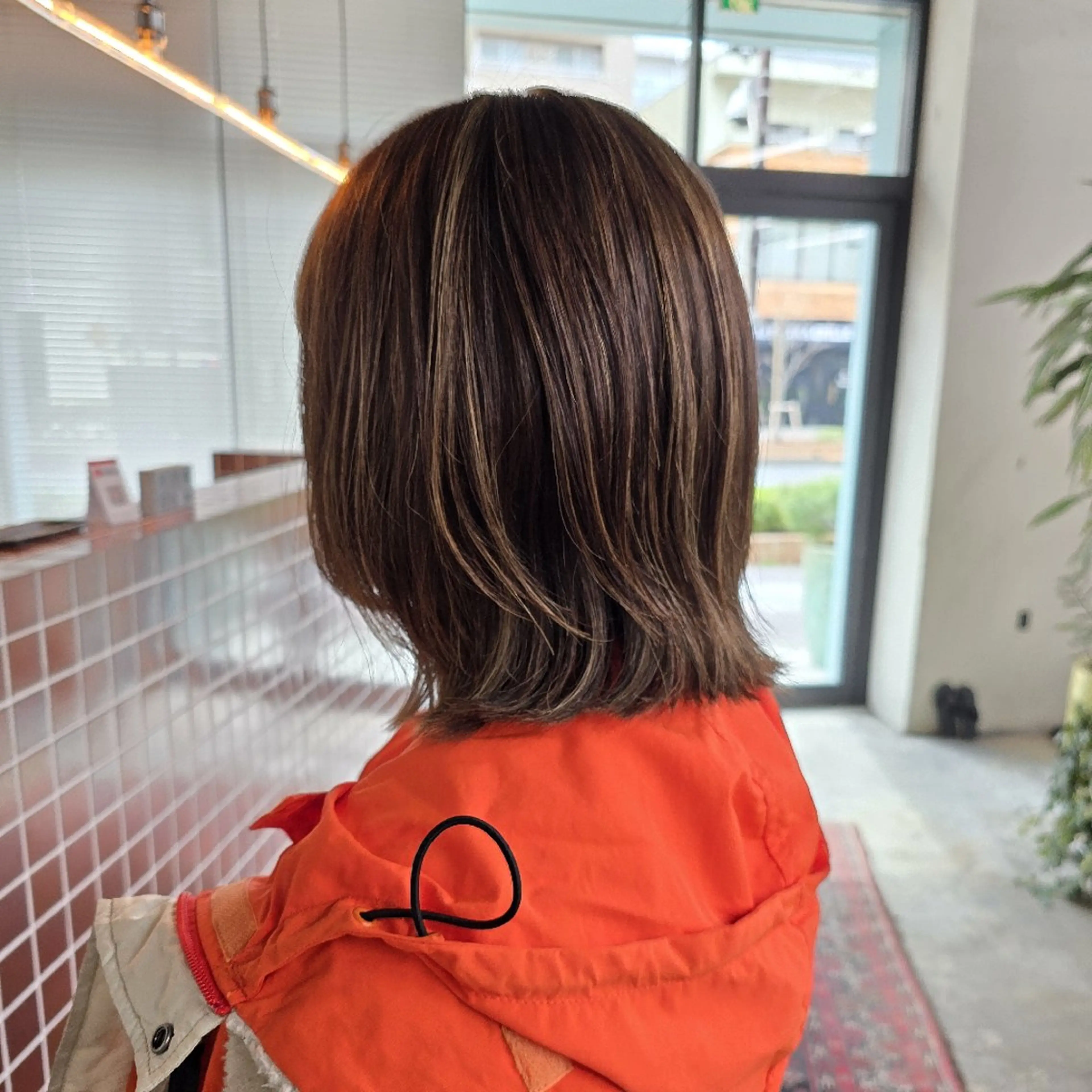 ミディアム カラー ハイライトカラー ハイライト カット ヘアカラー SAVA keyaki所属・ハヤシ マユ ✂ 府中美容室のヘアスタイル