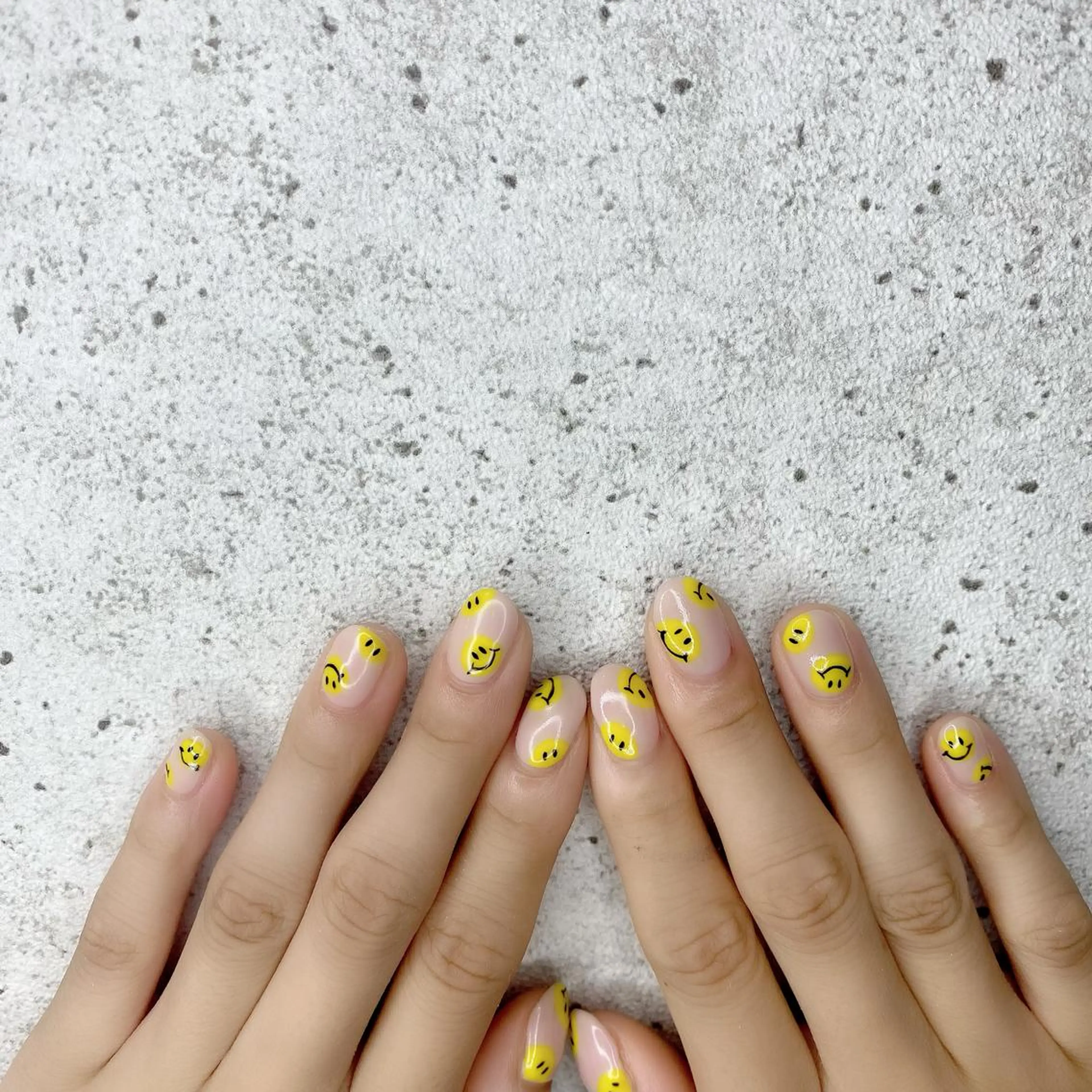 ミディアム カラー パーマ ヘアアレンジ メンズ キッズ ネイル マツエク・マツパ アイブロウ ハンドネイル Salon Kのネイルデザイン