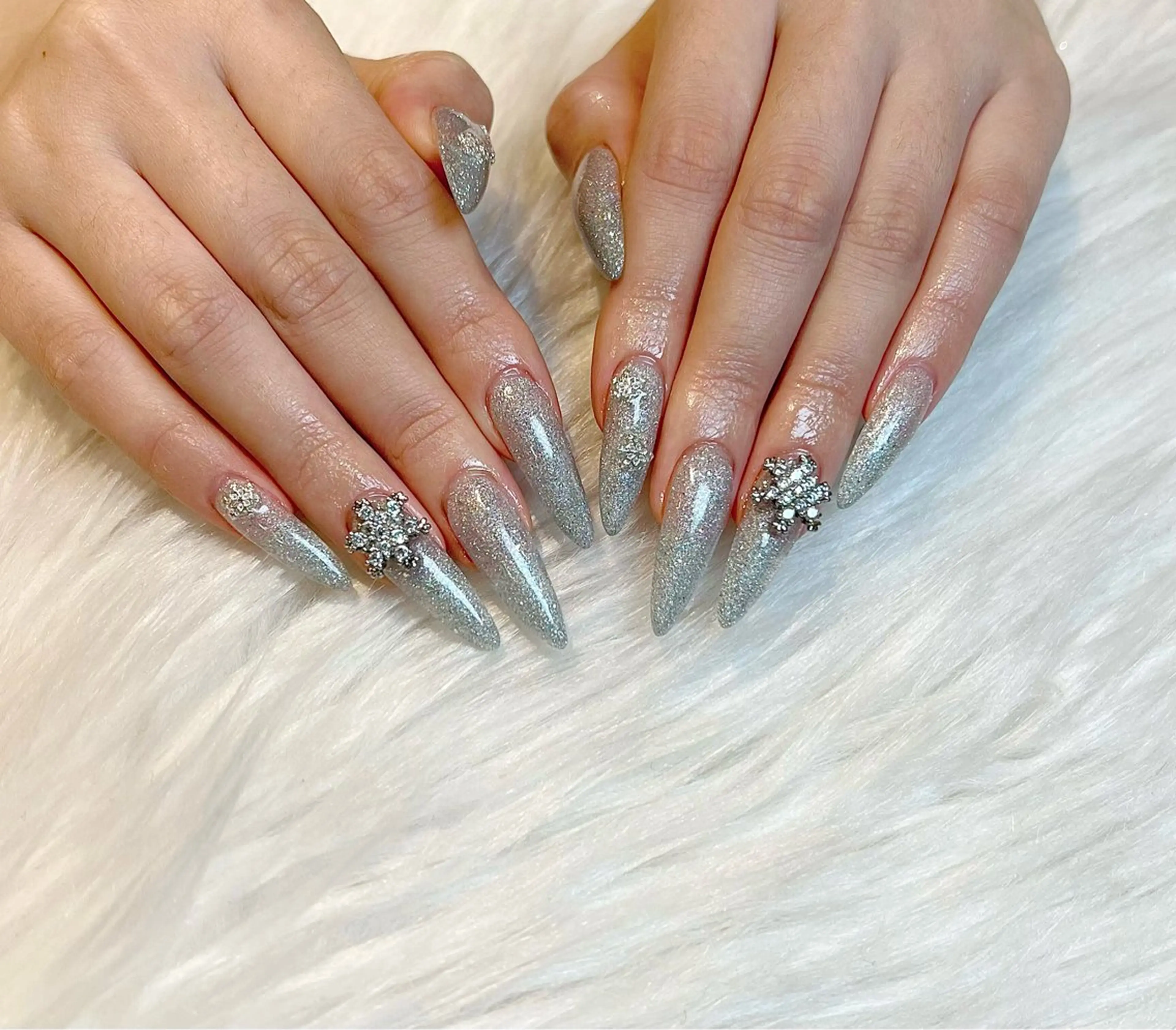 ネイル Lino+ ネイル&よもぎ蒸しのネイルデザイン