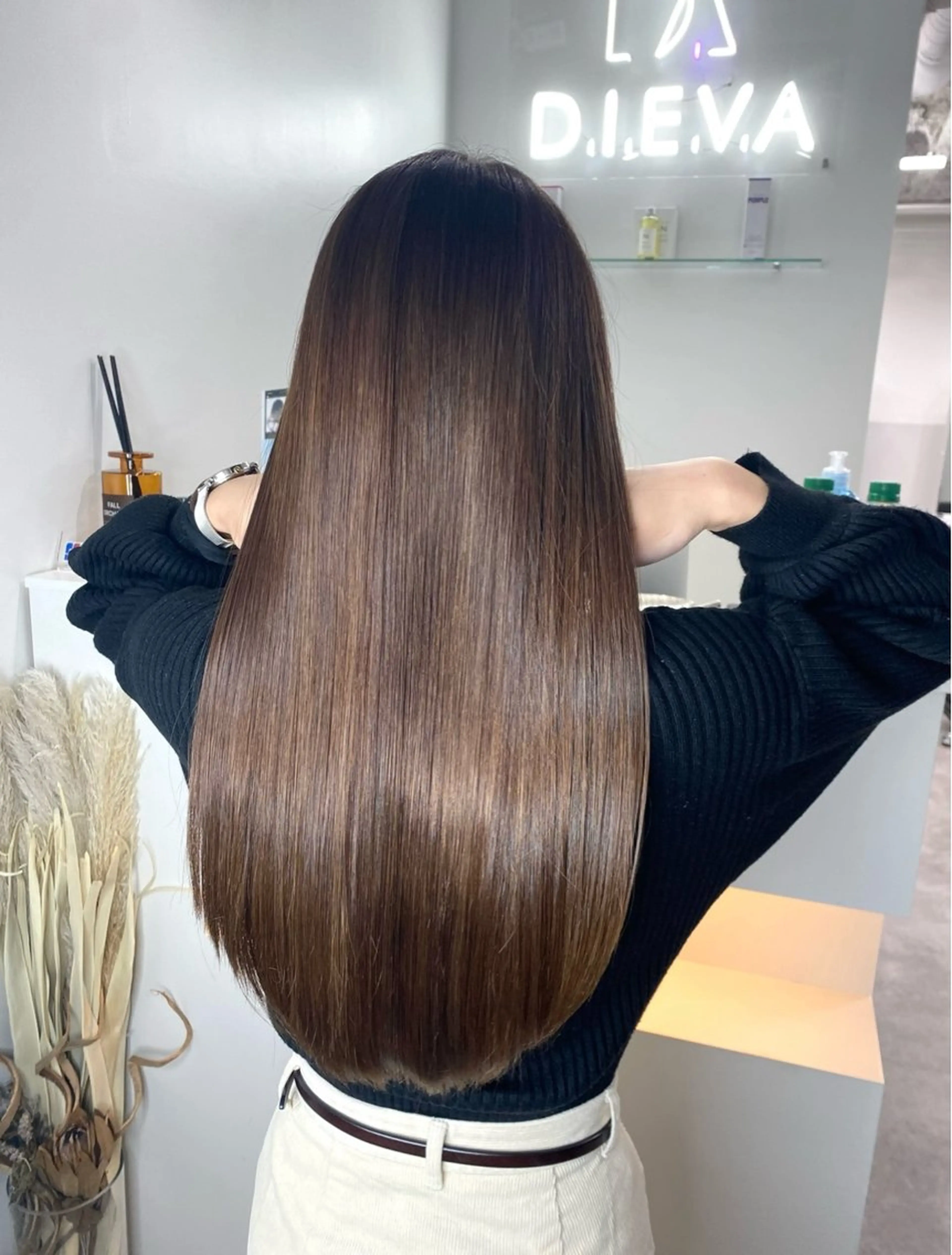 ロング カット 縮毛矯正 トリートメント 猿渡 竜司｜透明感 カラー×レイヤーのヘアスタイル