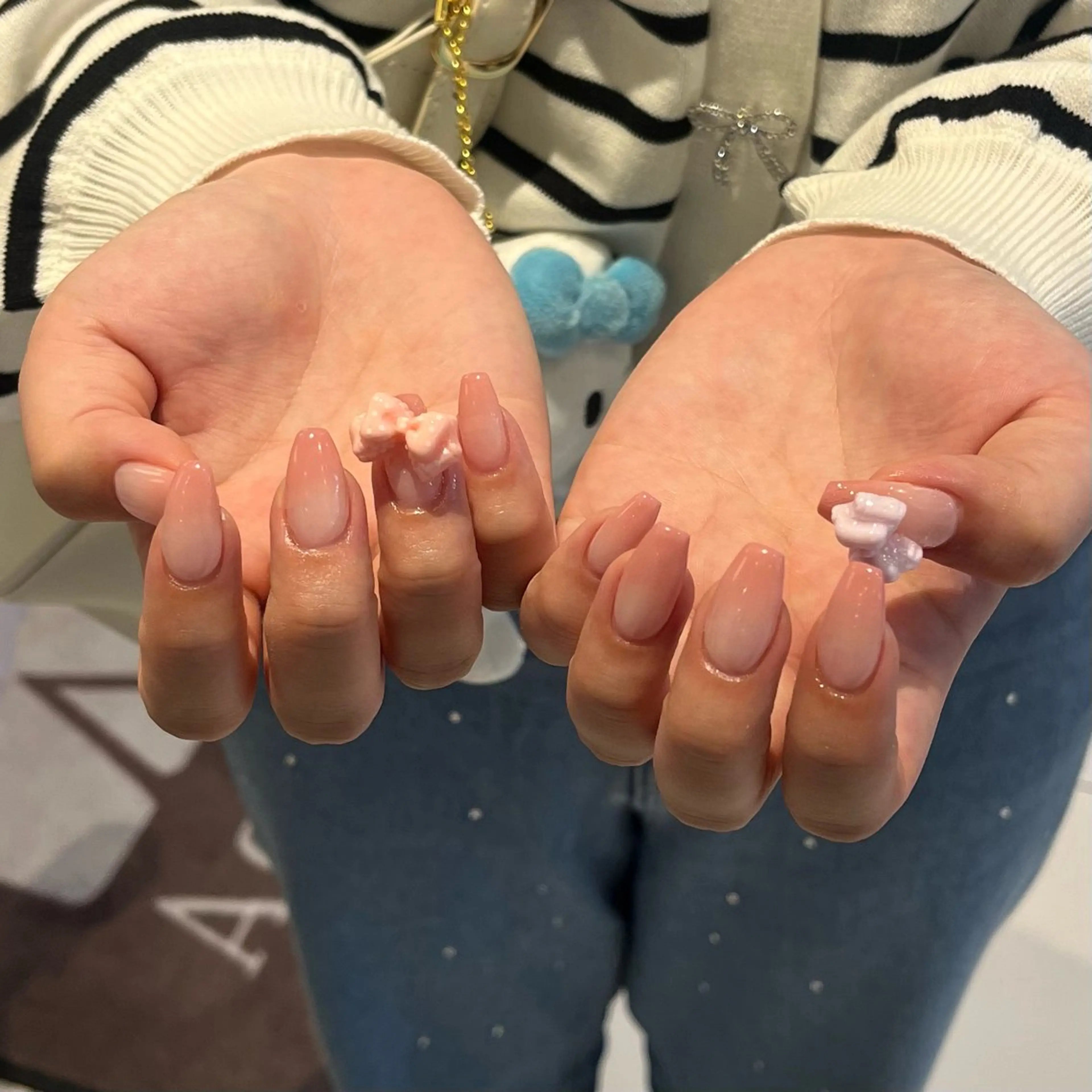 hand🖐️or foot🦶オフなしワンカラー＋お好きなパーツ1個🎀の写真