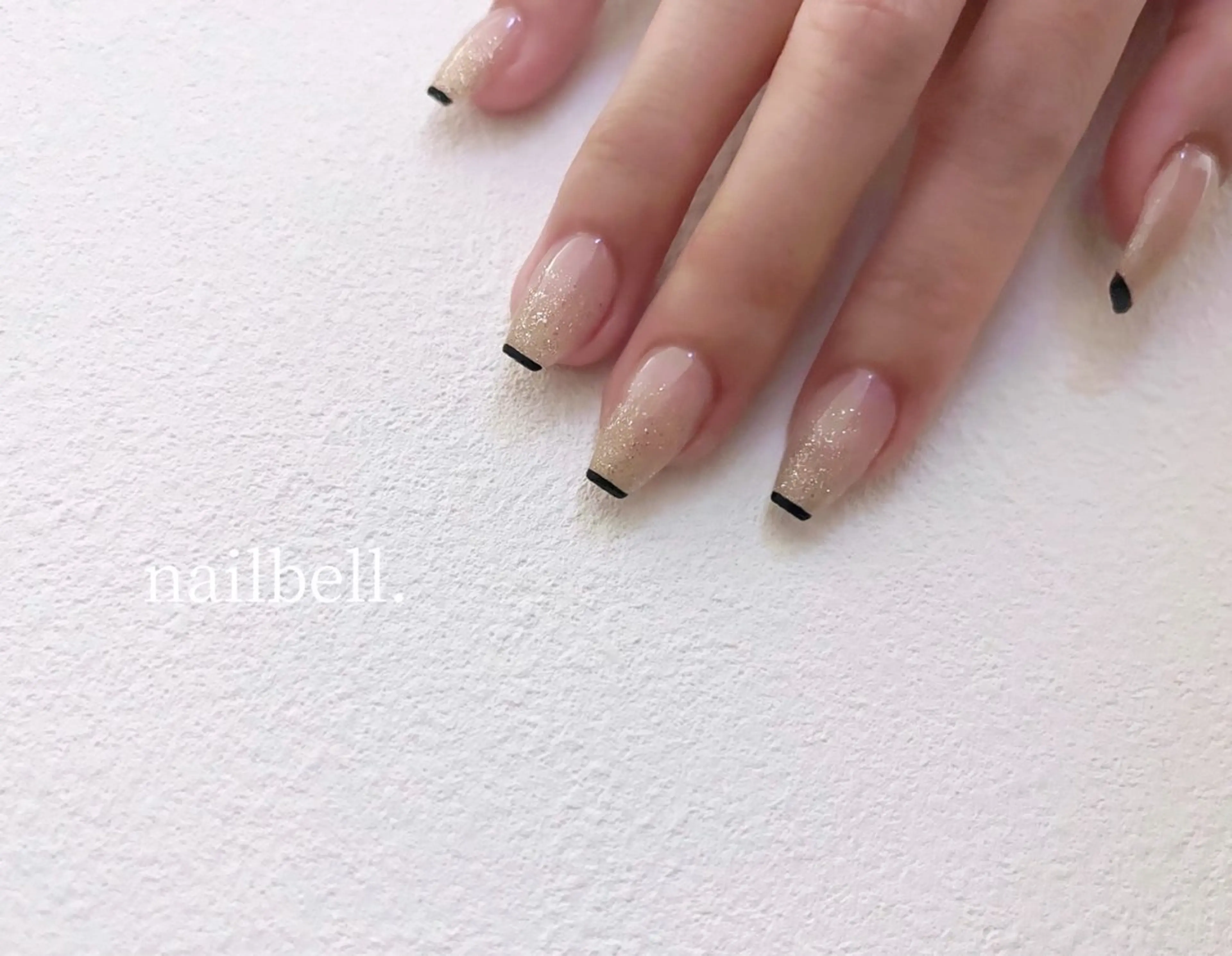 ネイル 大人可愛いネイル🎗 Hinaのネイルデザイン