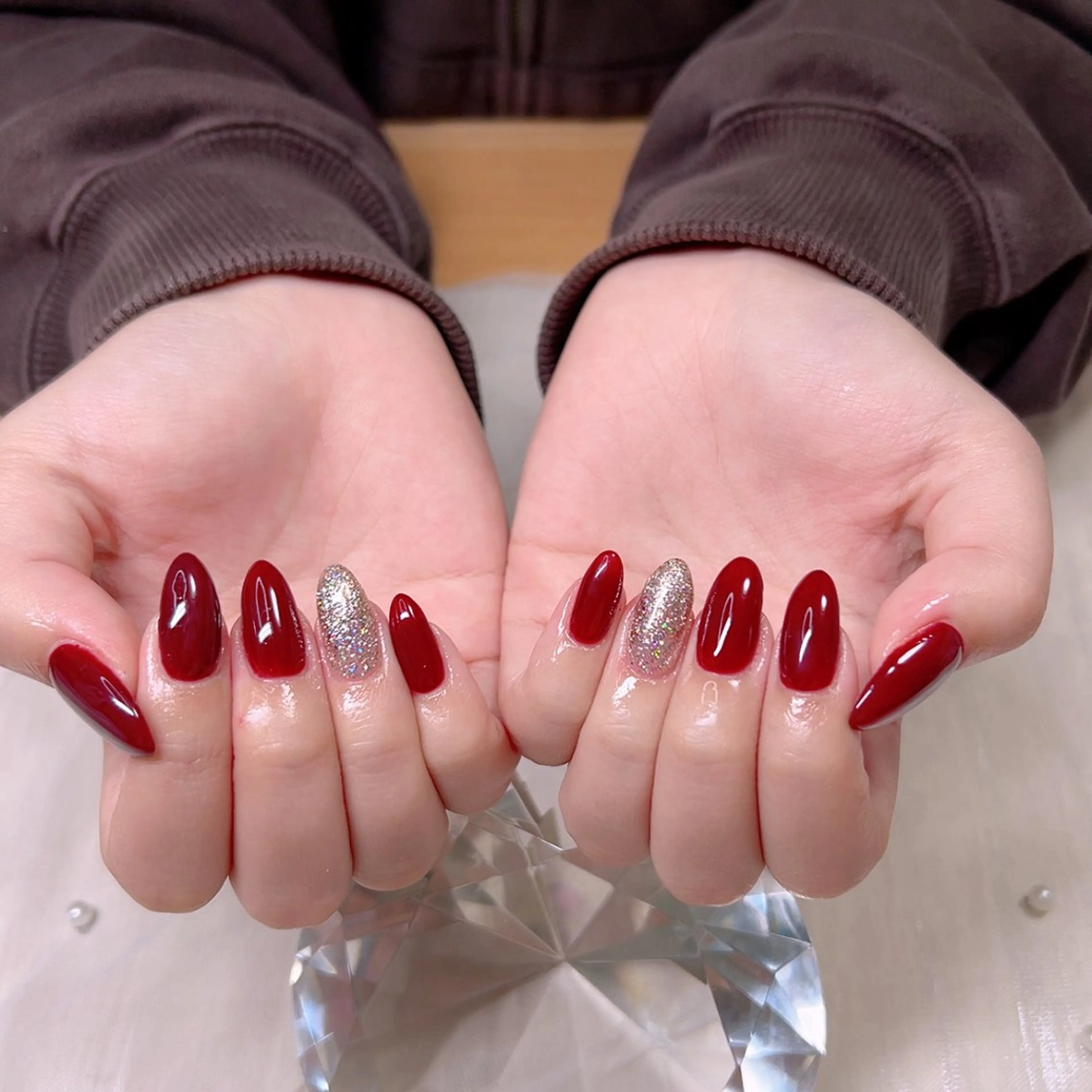 ネイル ハート オフィスネイル 赤色 シンプルネイル 冬ネイル Cute Tips nailのネイルデザイン