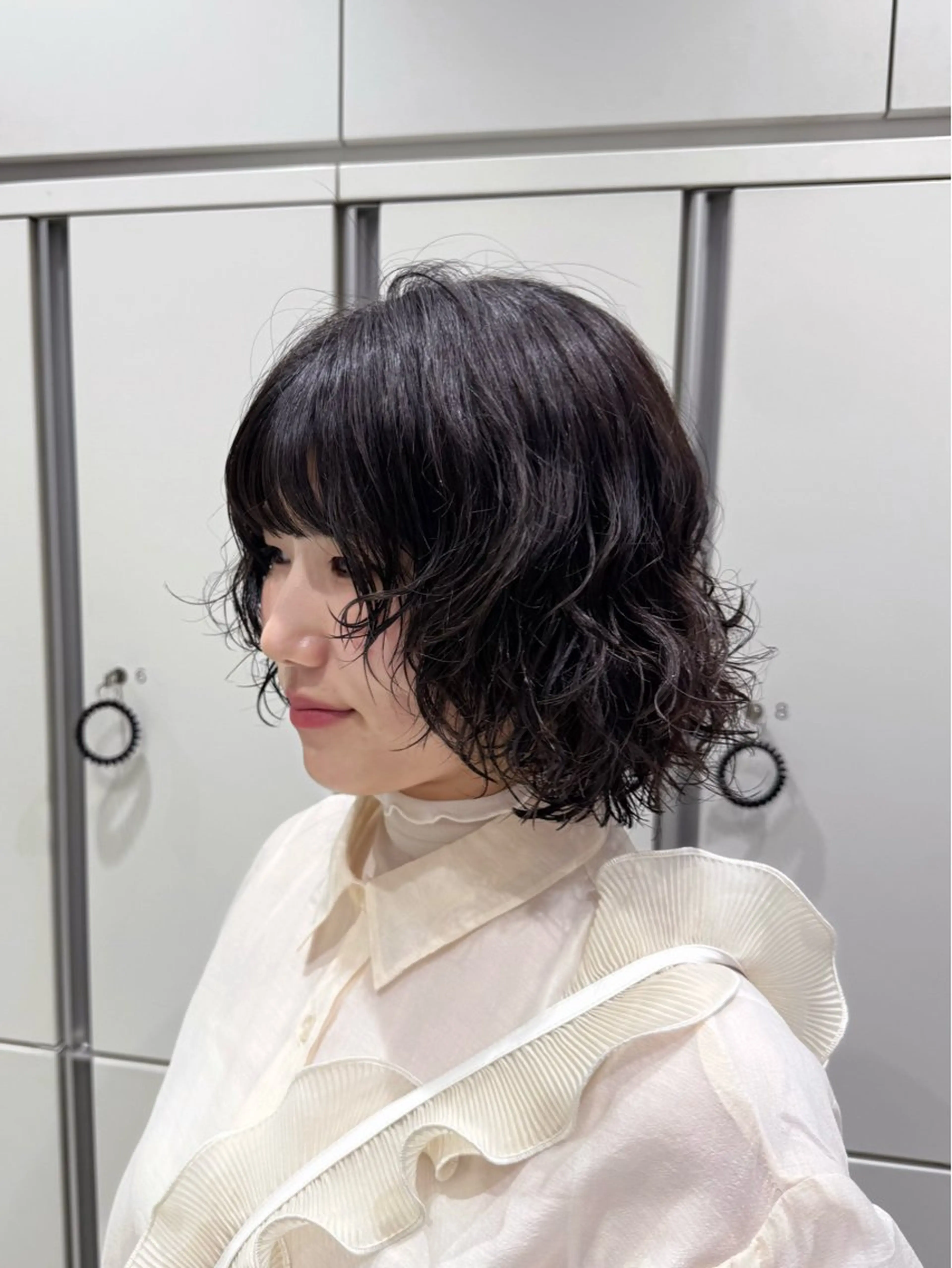 ショート カラー パーマ ボブ 顔周りカット レイヤーカット 成田 悠里【鶴見 BONECCA】のヘアスタイル