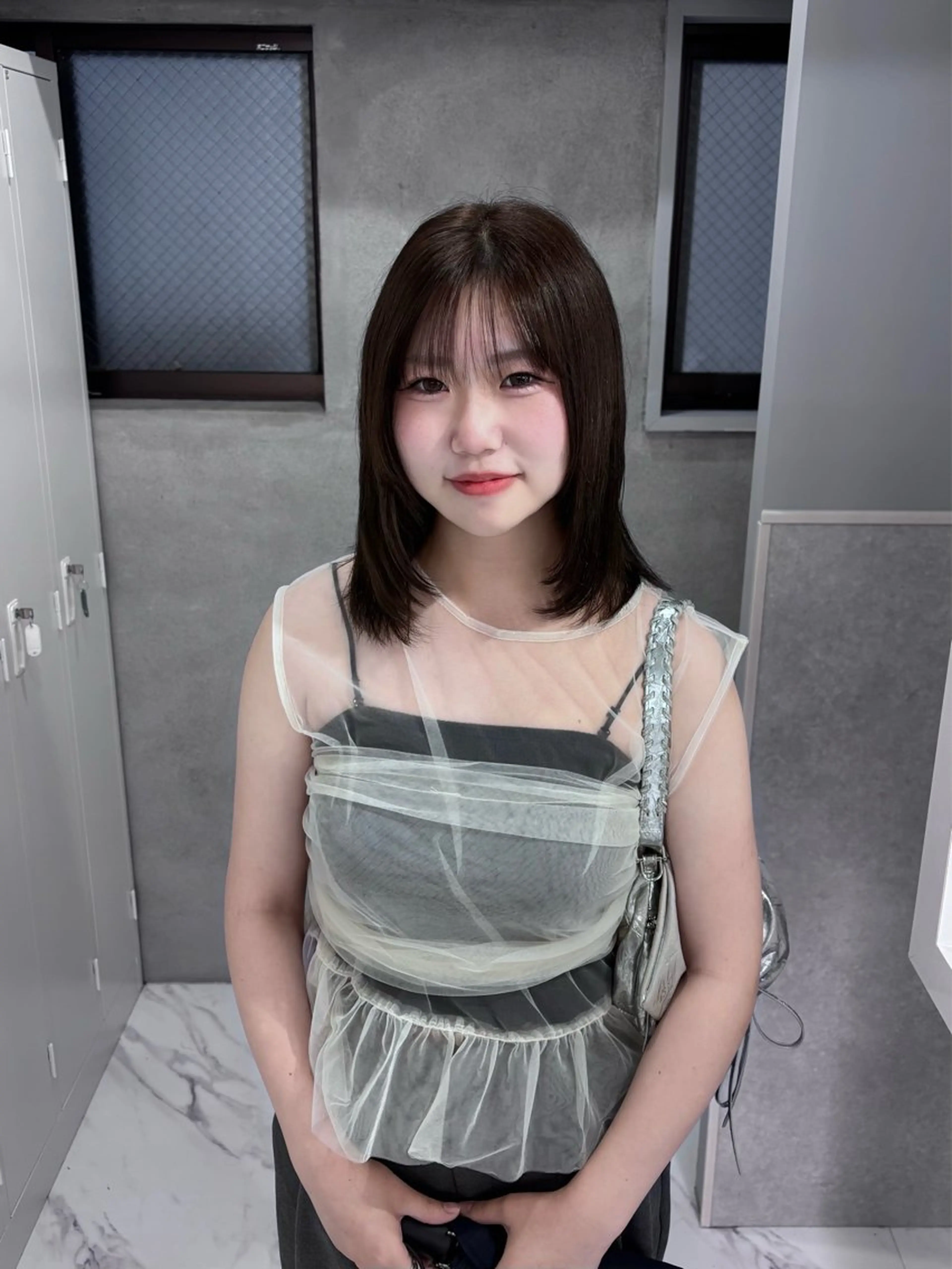 ミディアム カラー レイヤーカット 心愛/天神/レイヤー /透明感カラー/艶髪のヘアスタイル