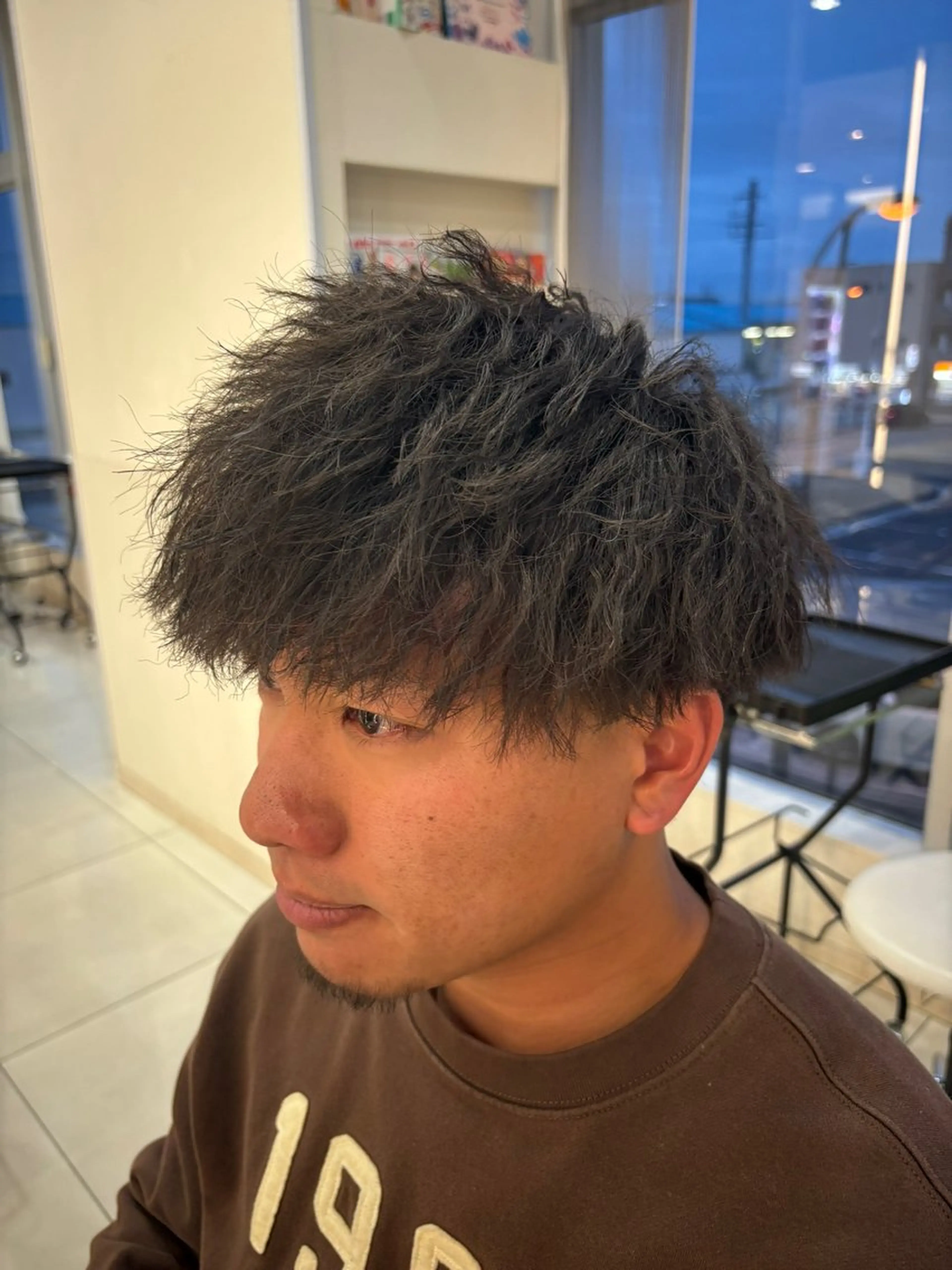 ショート パーマ メンズ メンズパーマ メンズツイストパーマ ツイストパーマ カット パーマ メンズサロン/戸塚駅 東口3分/冨田大輝のヘアスタイル