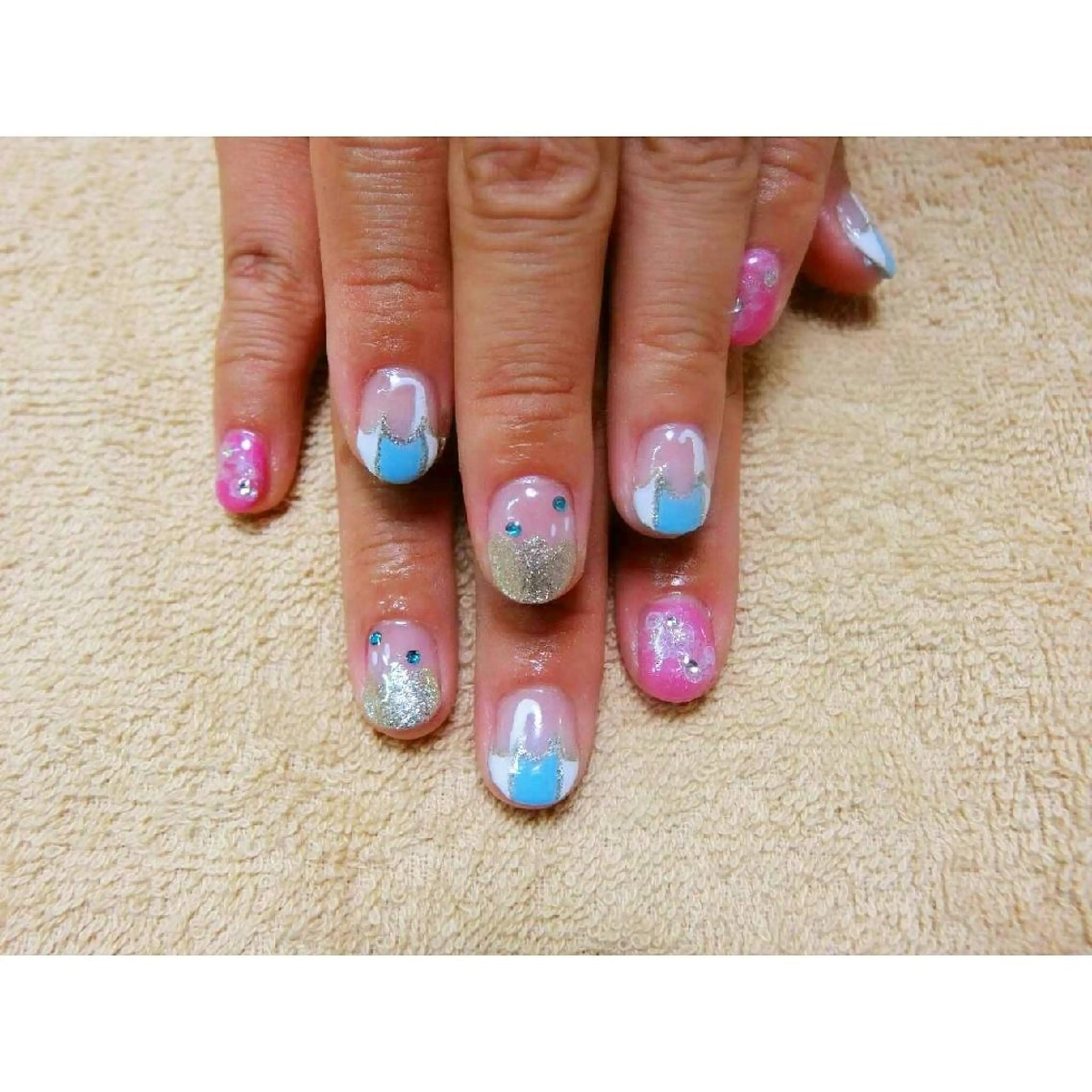 ネイル 痛ネイル/ワンホン/ フィルイン/長さだしのネイルデザイン