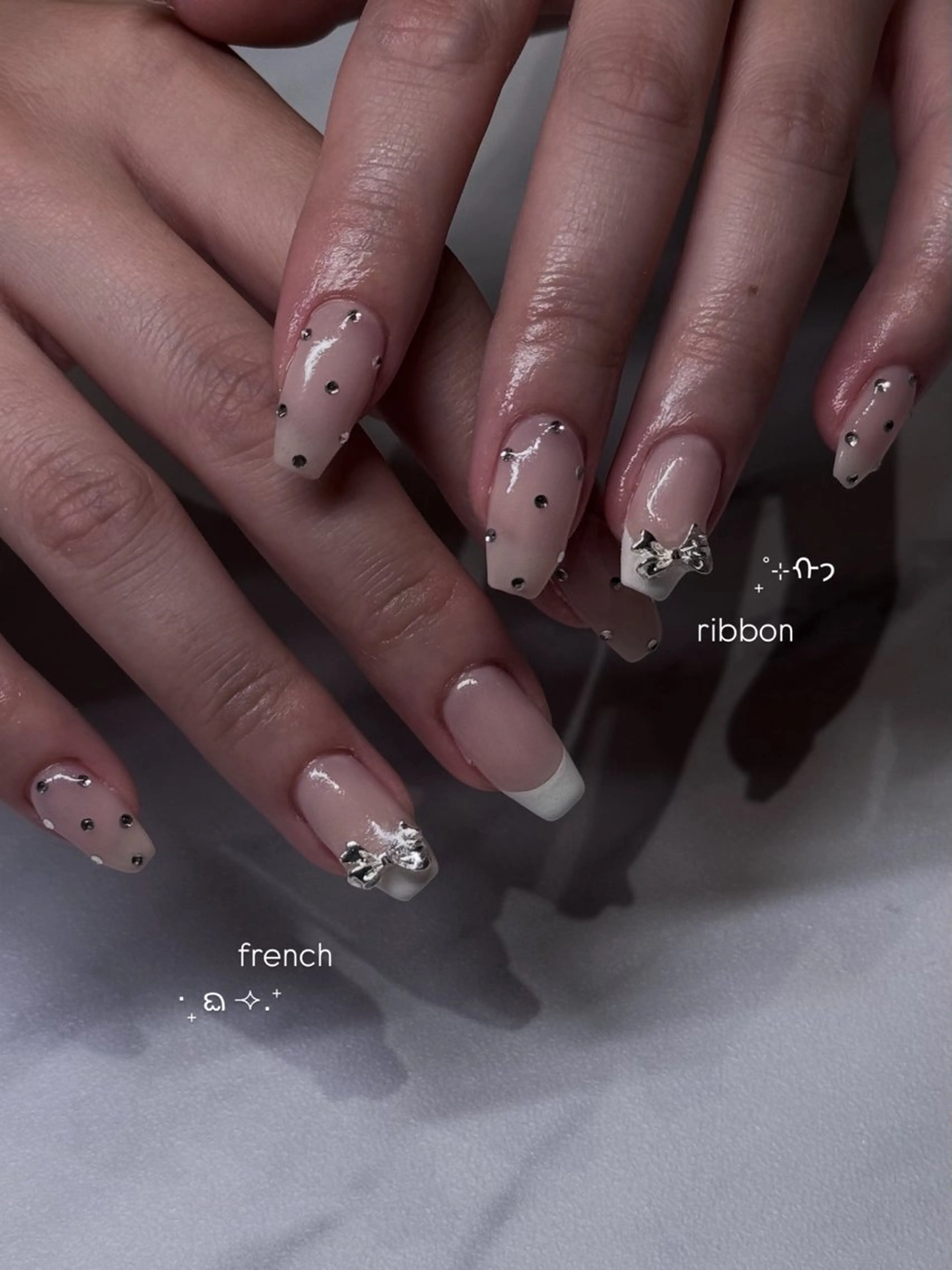 ネイル mikoto 🎀 韓国ネイルのネイルデザイン