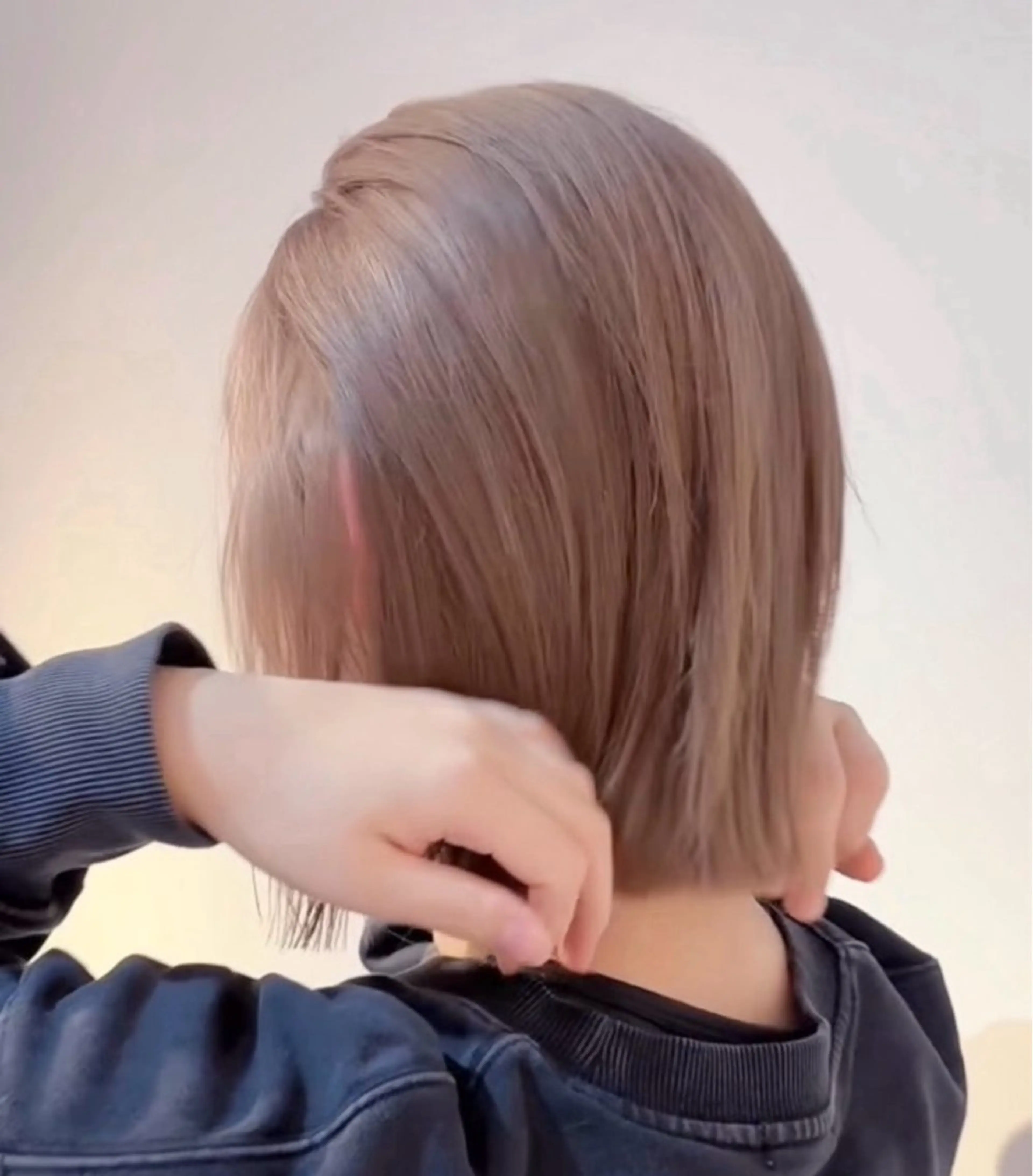 ショート 中野 栞里のヘアスタイル