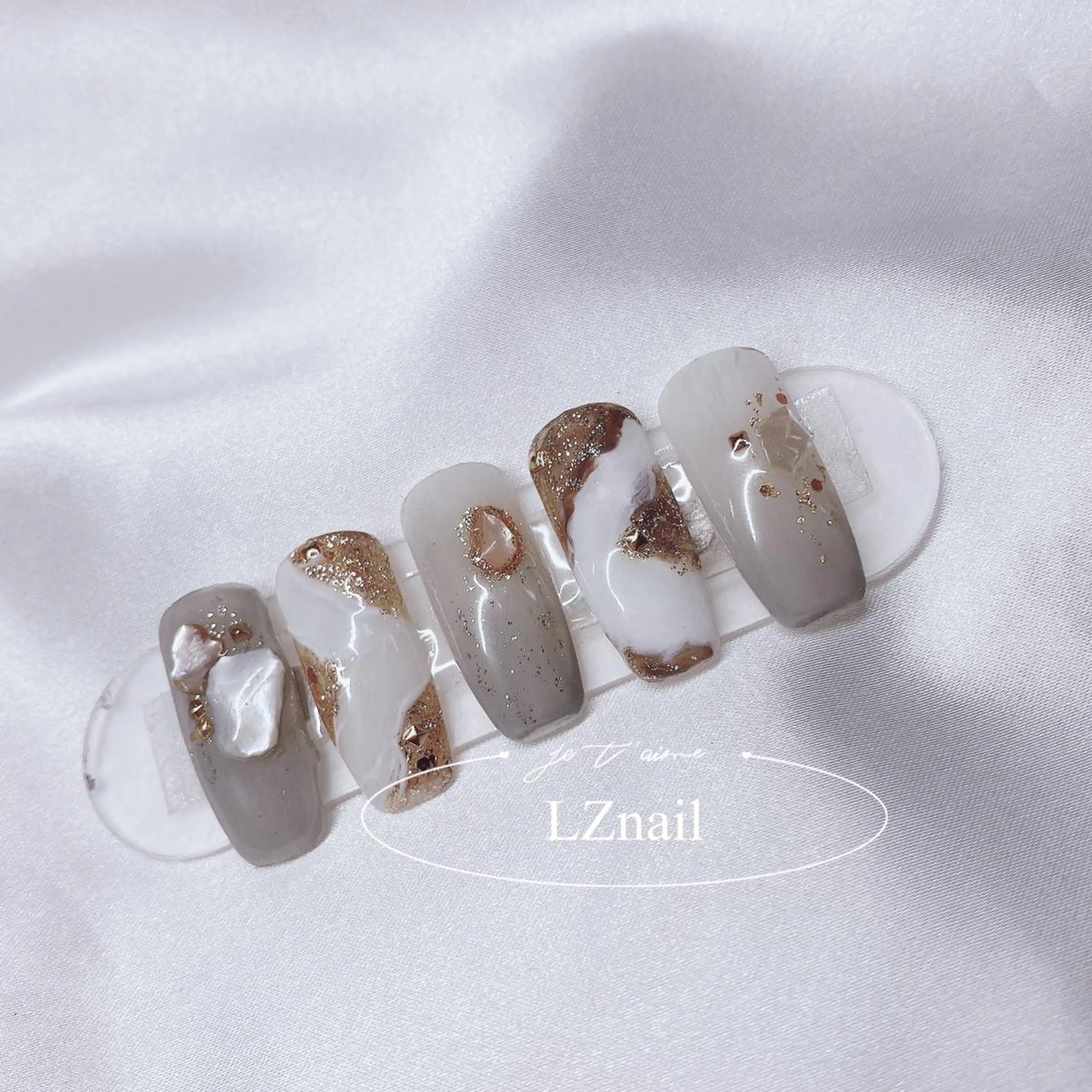 ネイル 🌖す い🌒のネイルデザイン