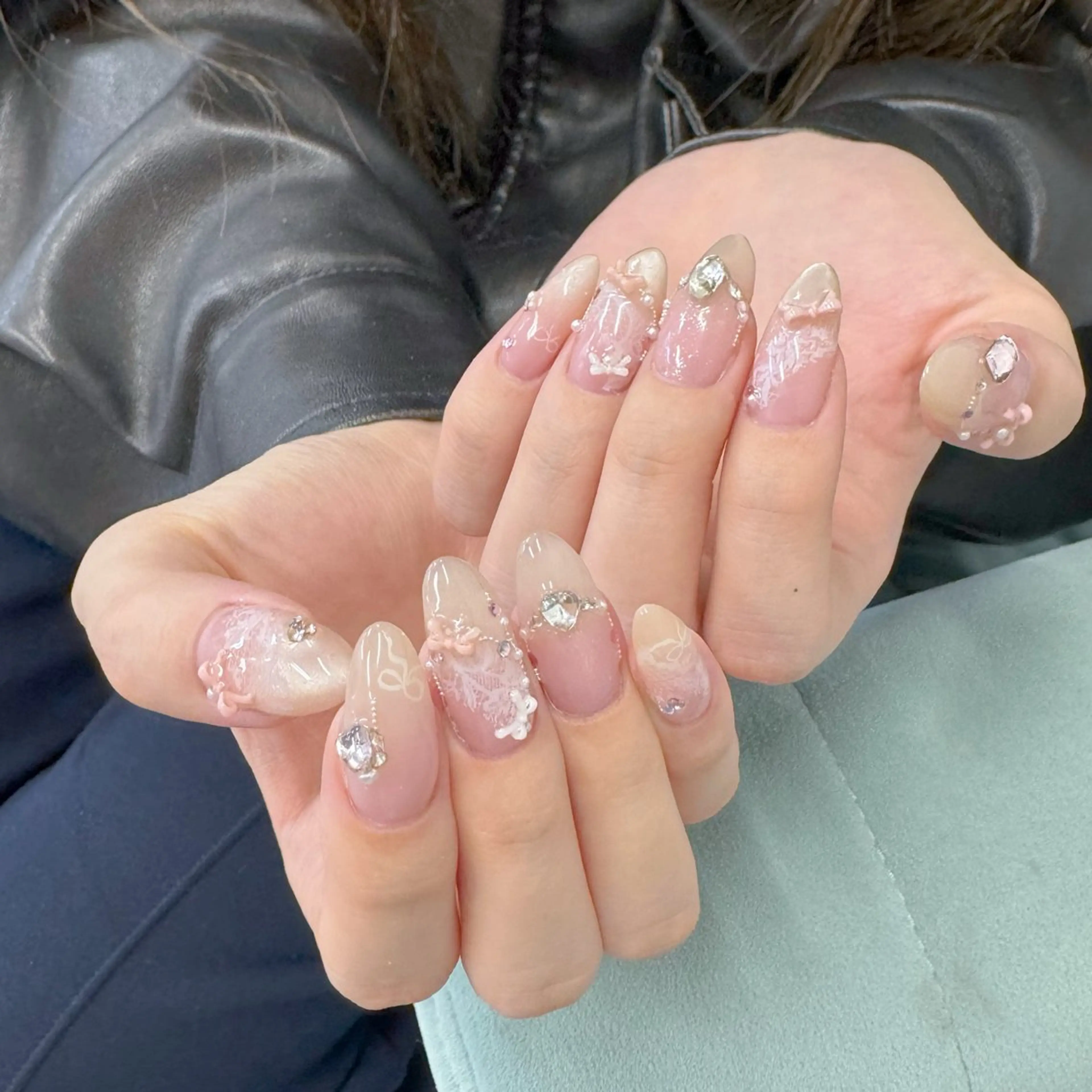 ネイル ハート 韓国ネイル バレンタイン ワンホンネイル 冬ネイル ハンドネイル Melody Nail所属・Melody  3D/スカルプ専門店のネイルデザイン