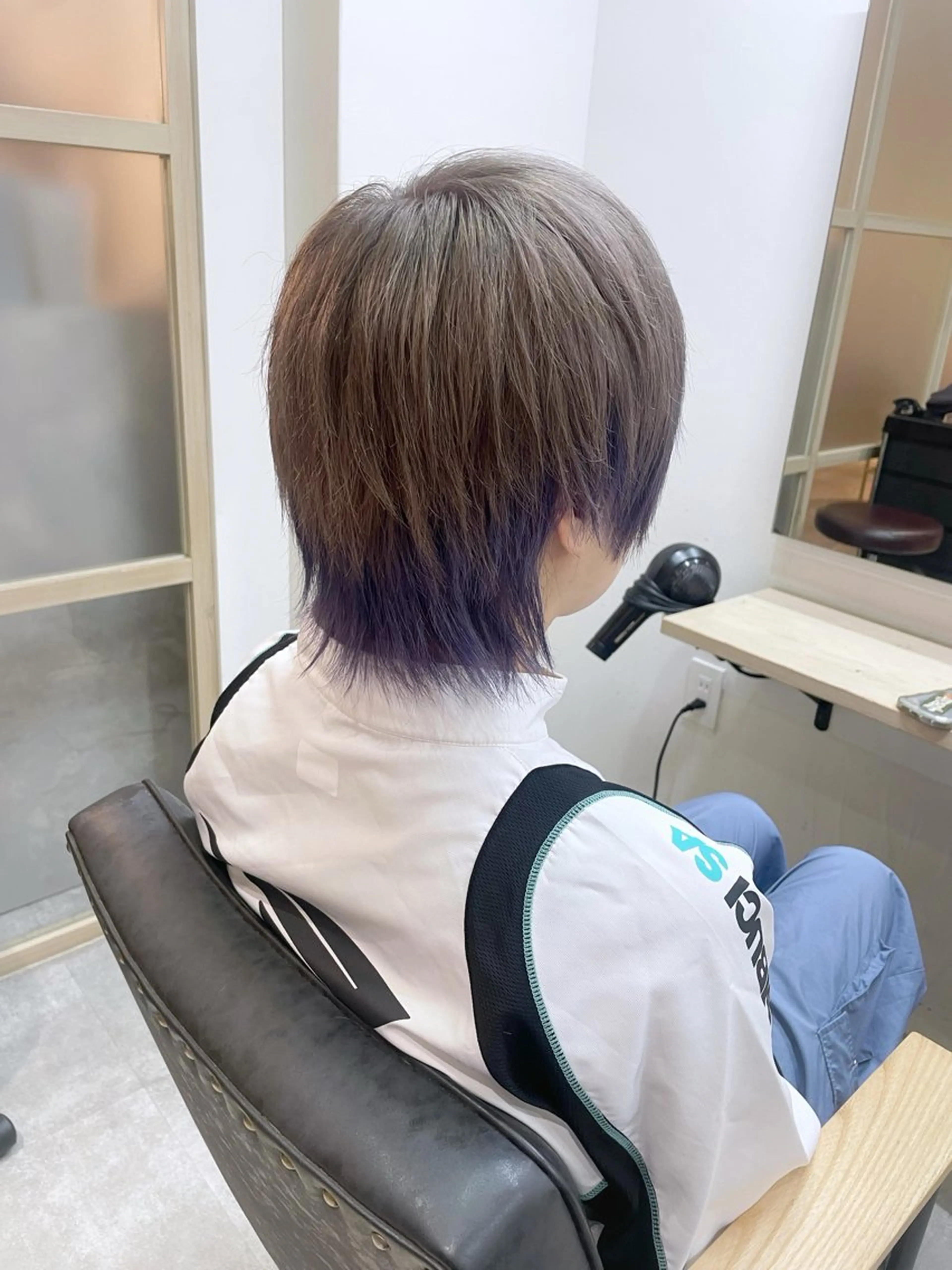 ミディアム カラー カット ヘアカラー トリートメント EMANON新宿南口所属・🦄ケアブリーチ・ ウルフ・レイヤー🦄のヘアスタイル