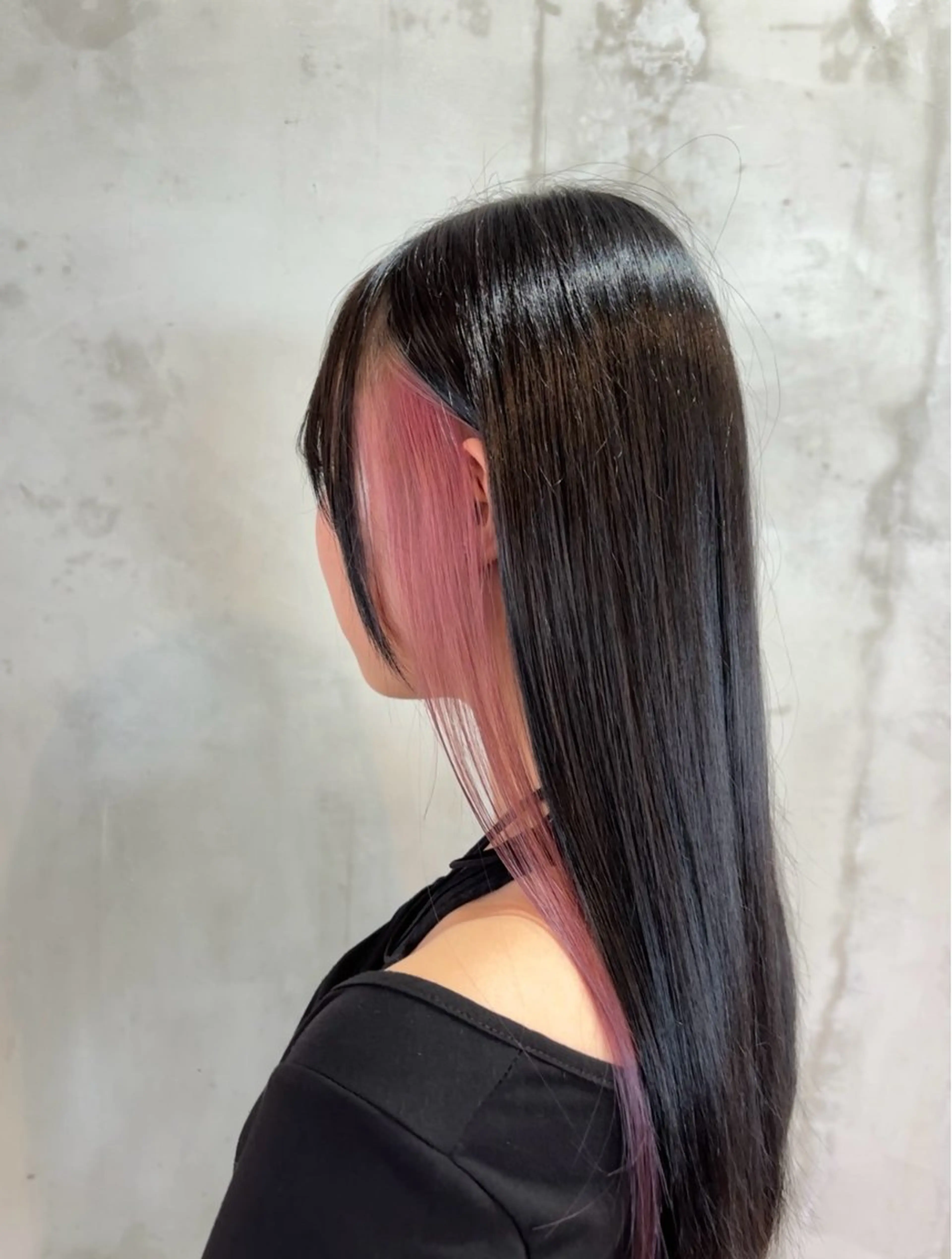 ロング カラー イヤリングカラー ピンクカラー ‪‪❤︎‬韓国レイヤ ー❤︎/saraのヘアスタイル