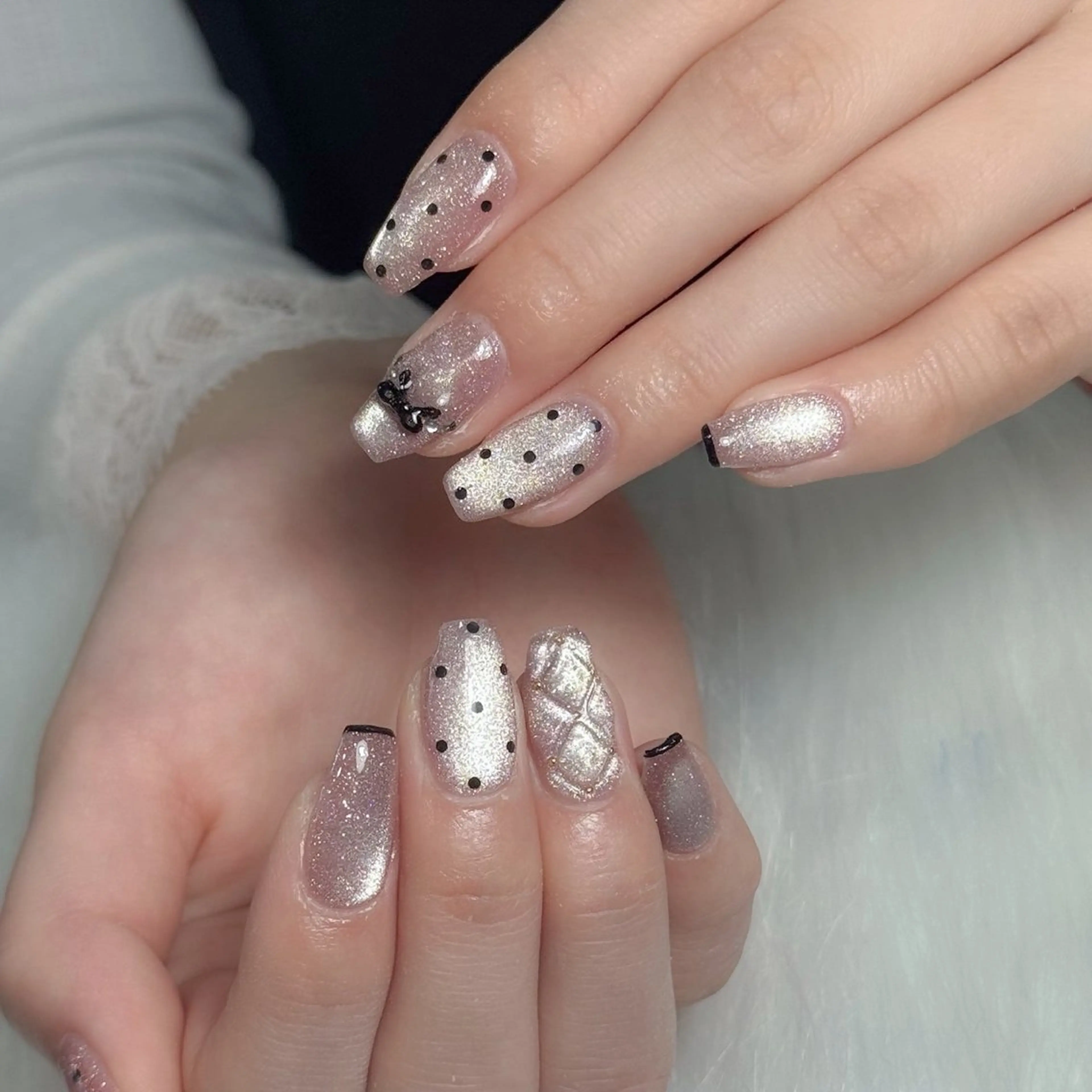 ネイル ハンドネイル フットネイル LAVISH nanamiのネイルデザイン