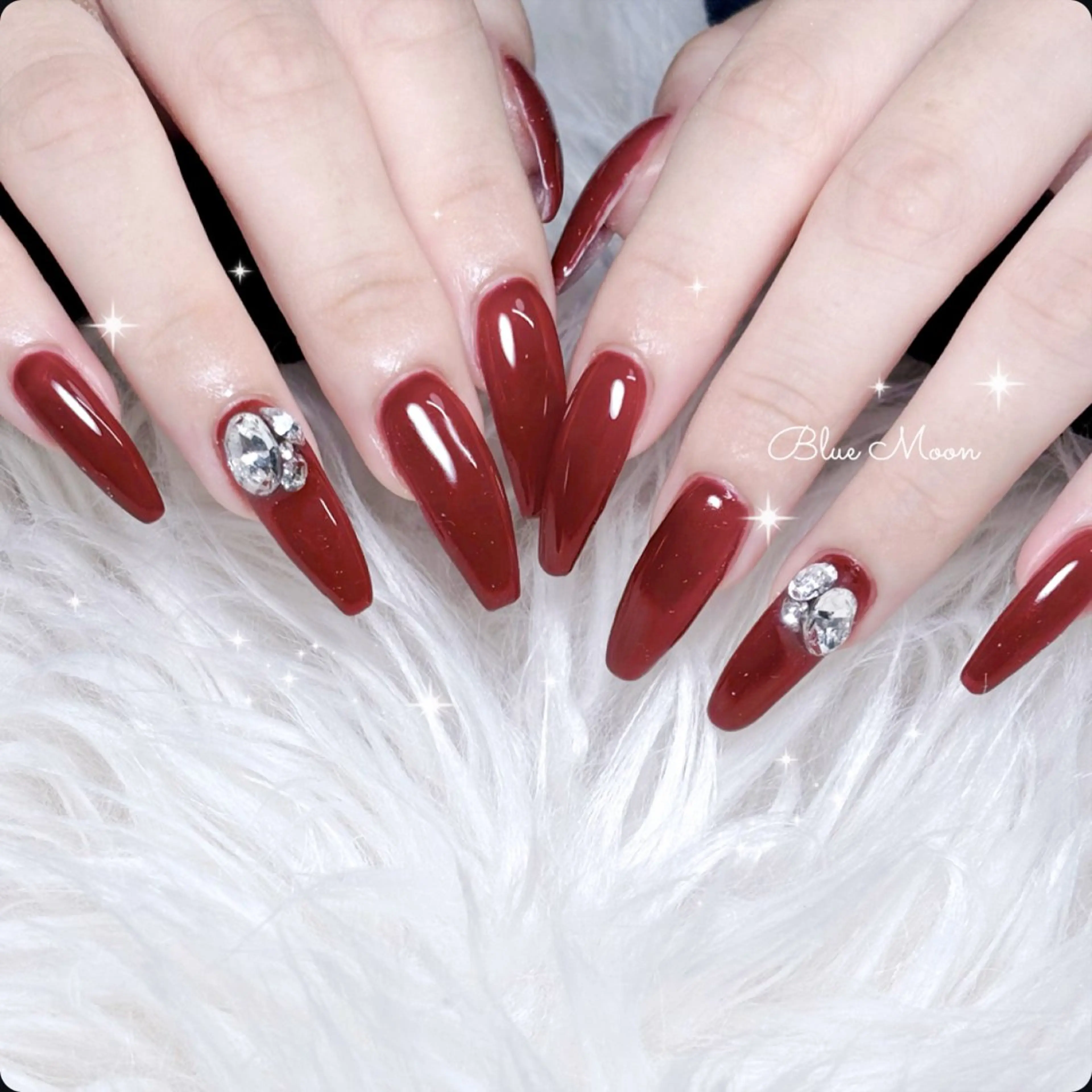 ネイル ハンドネイル フットネイル ハンドケア nail salon Blue Moonのネイルデザイン